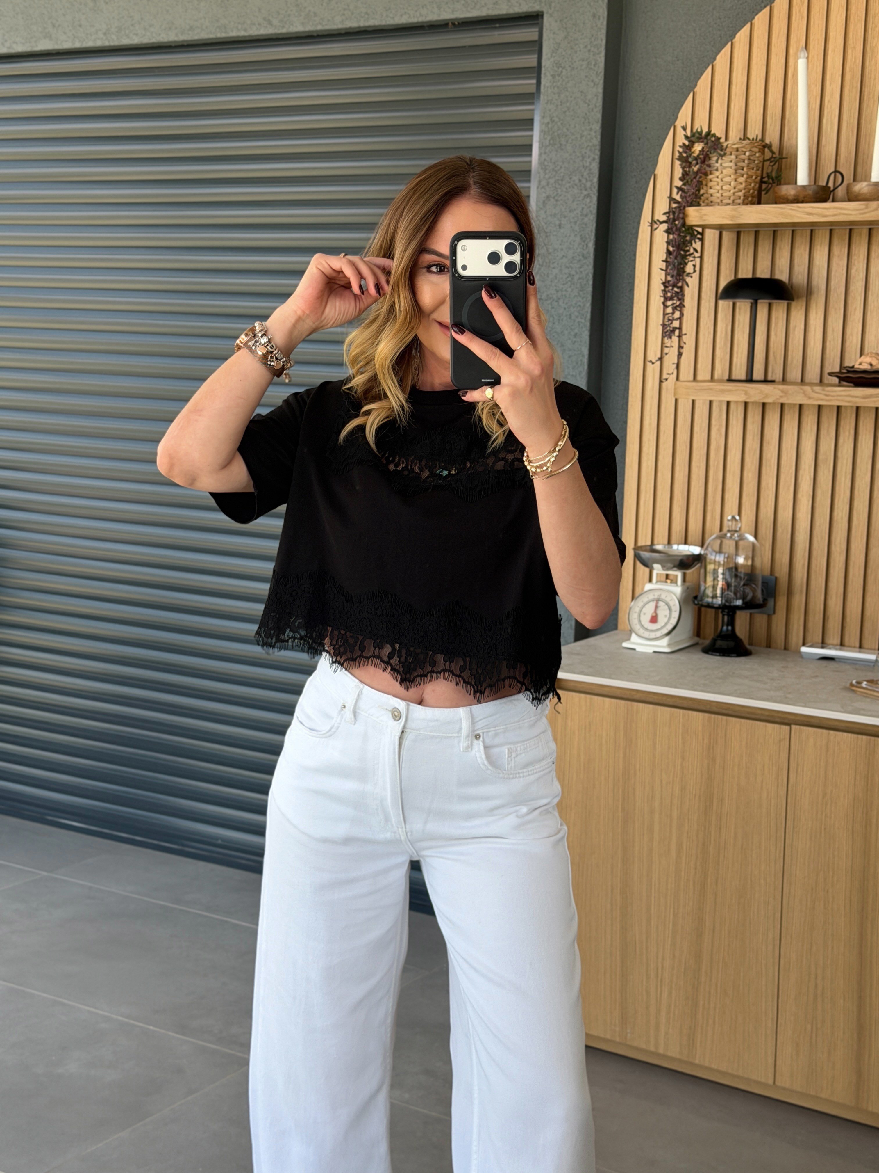 Dantel Detaylı Tshirt SİYAH