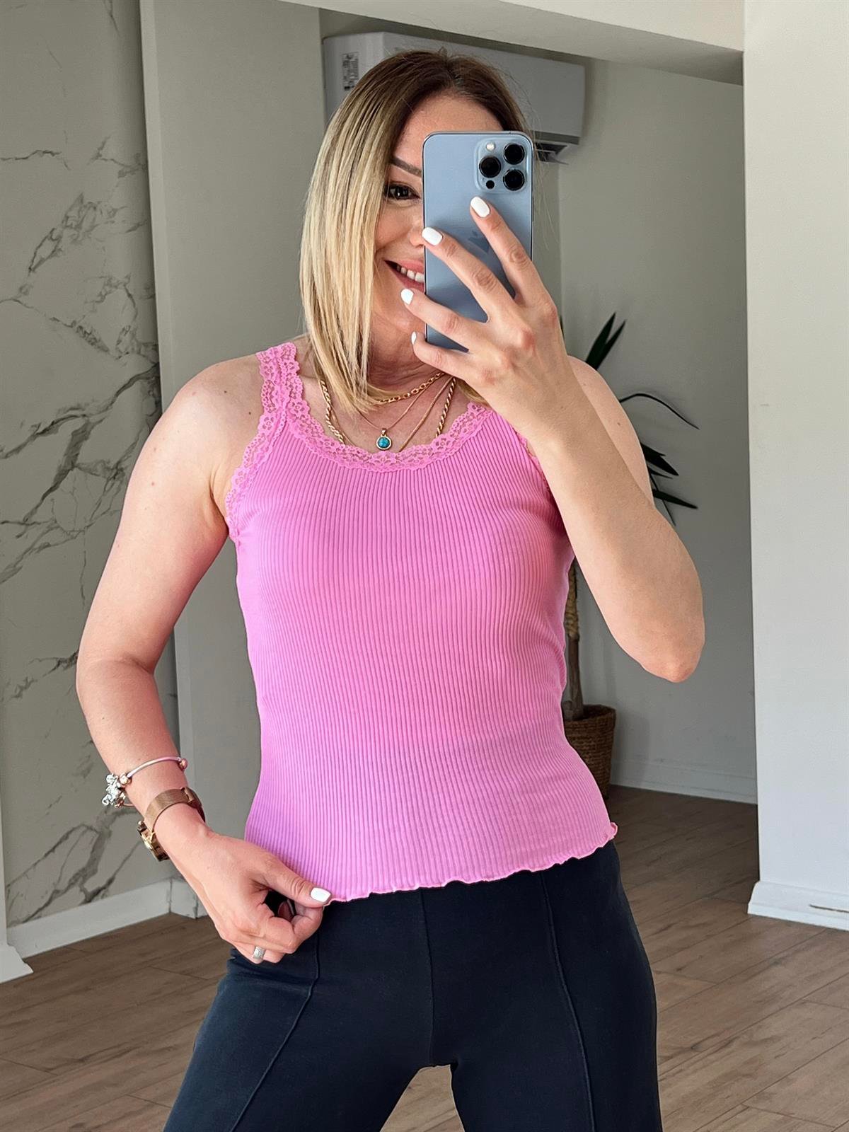 Dantelli Atlet PEMBE