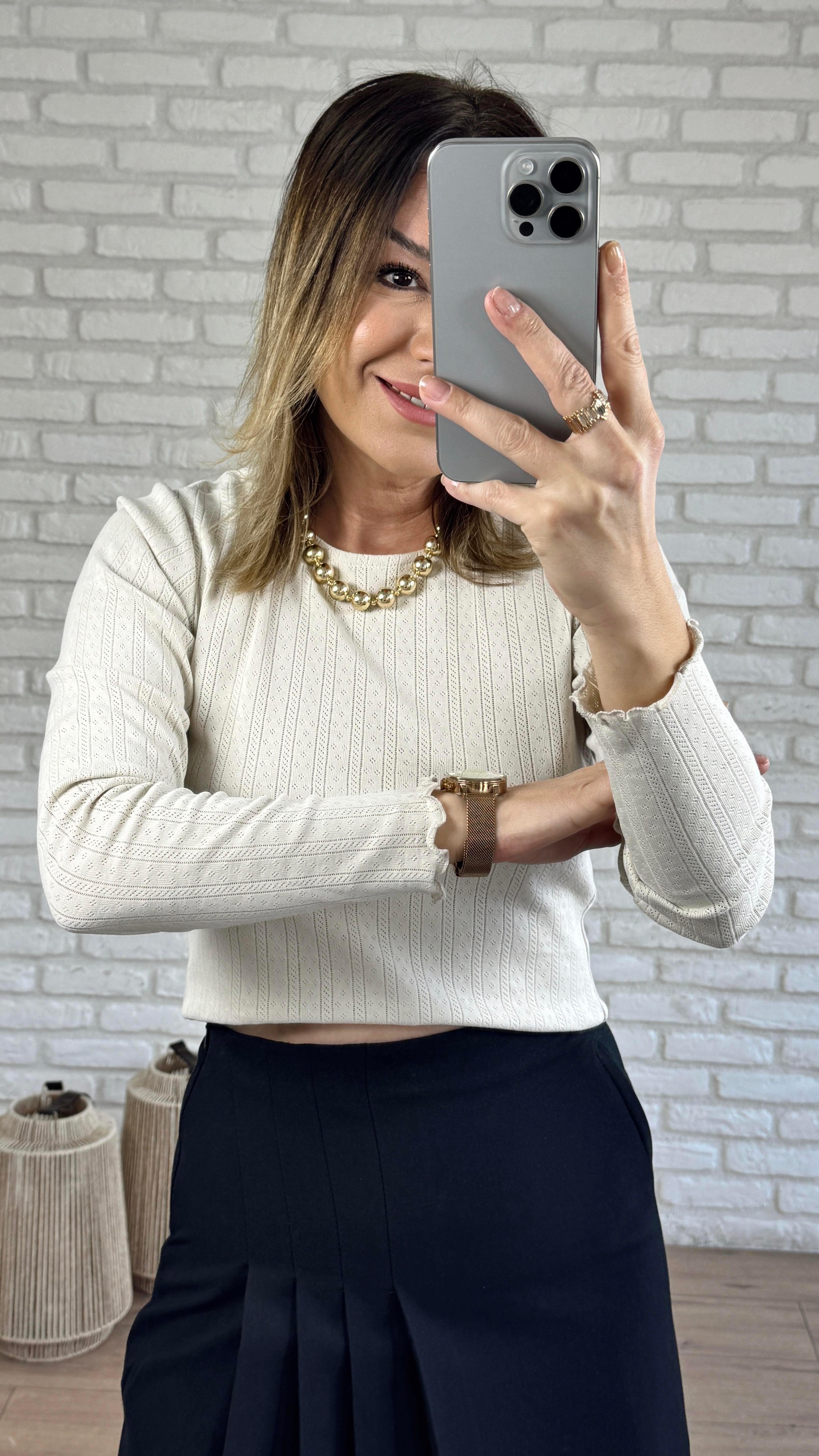 Delikli Jakarlı Bluz BEJ