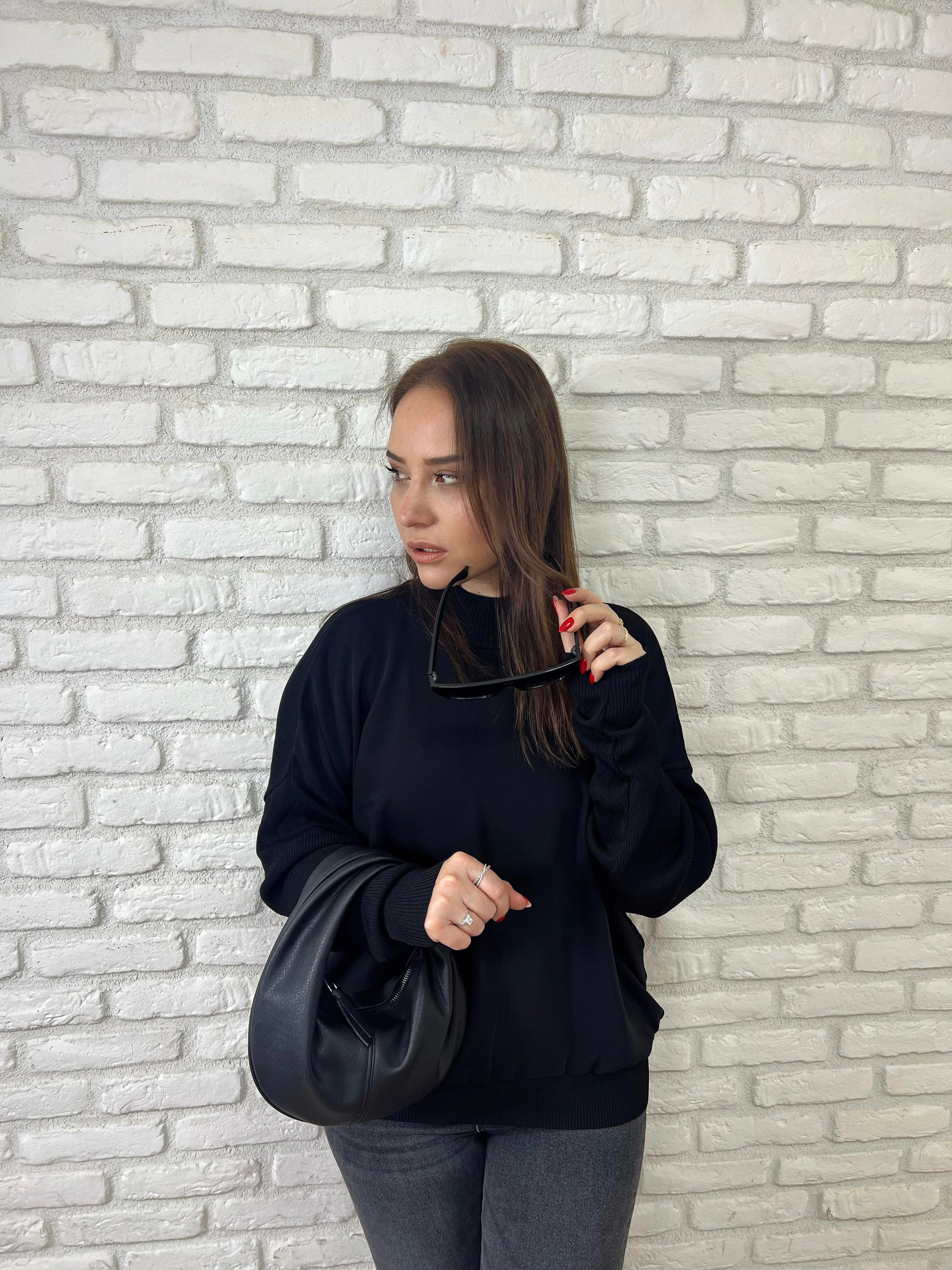 Dik Yaka Triko Kazak SİYAH