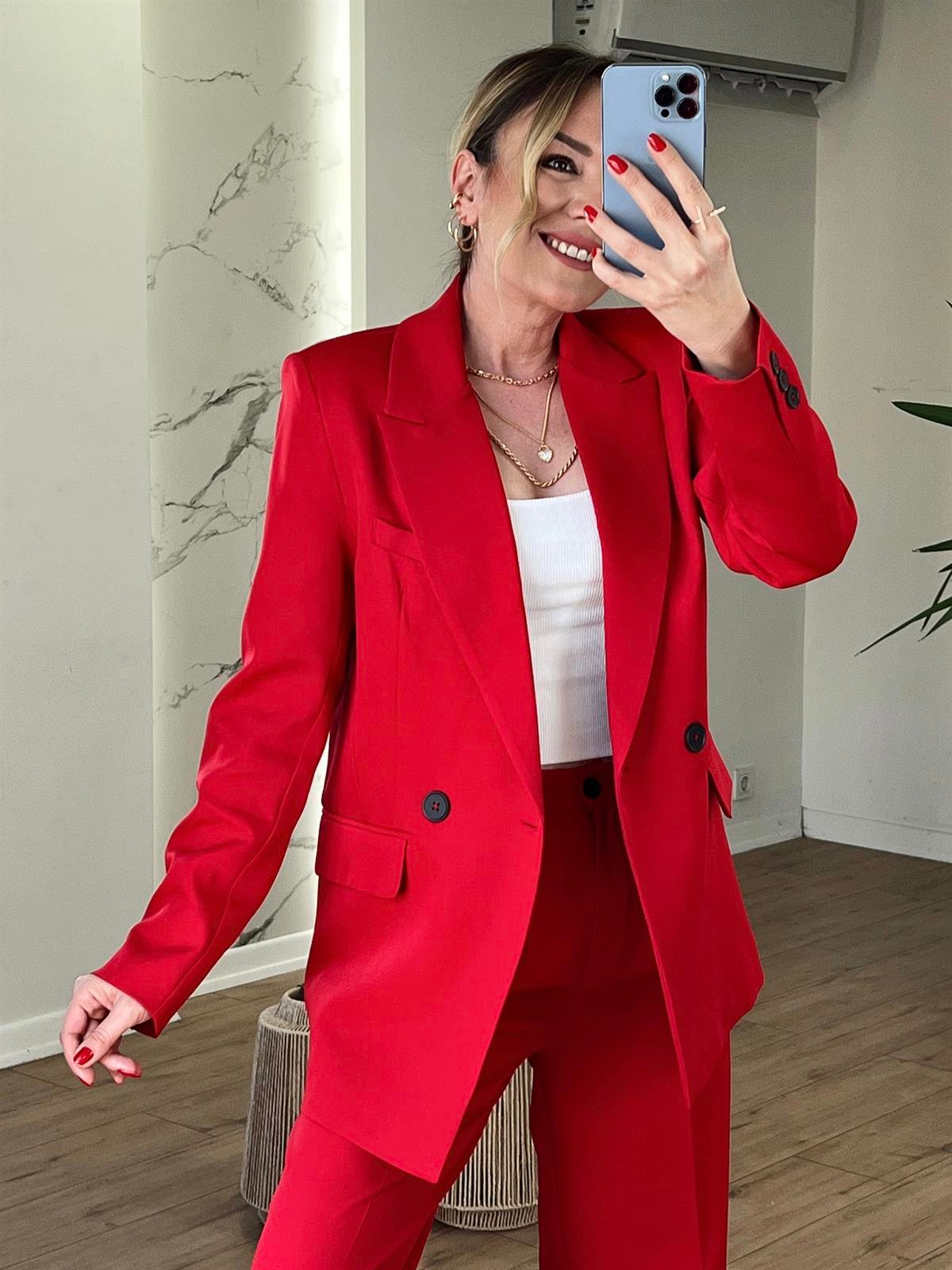 DÜĞMELİ OVERSİZE TAKIM KIRMIZI