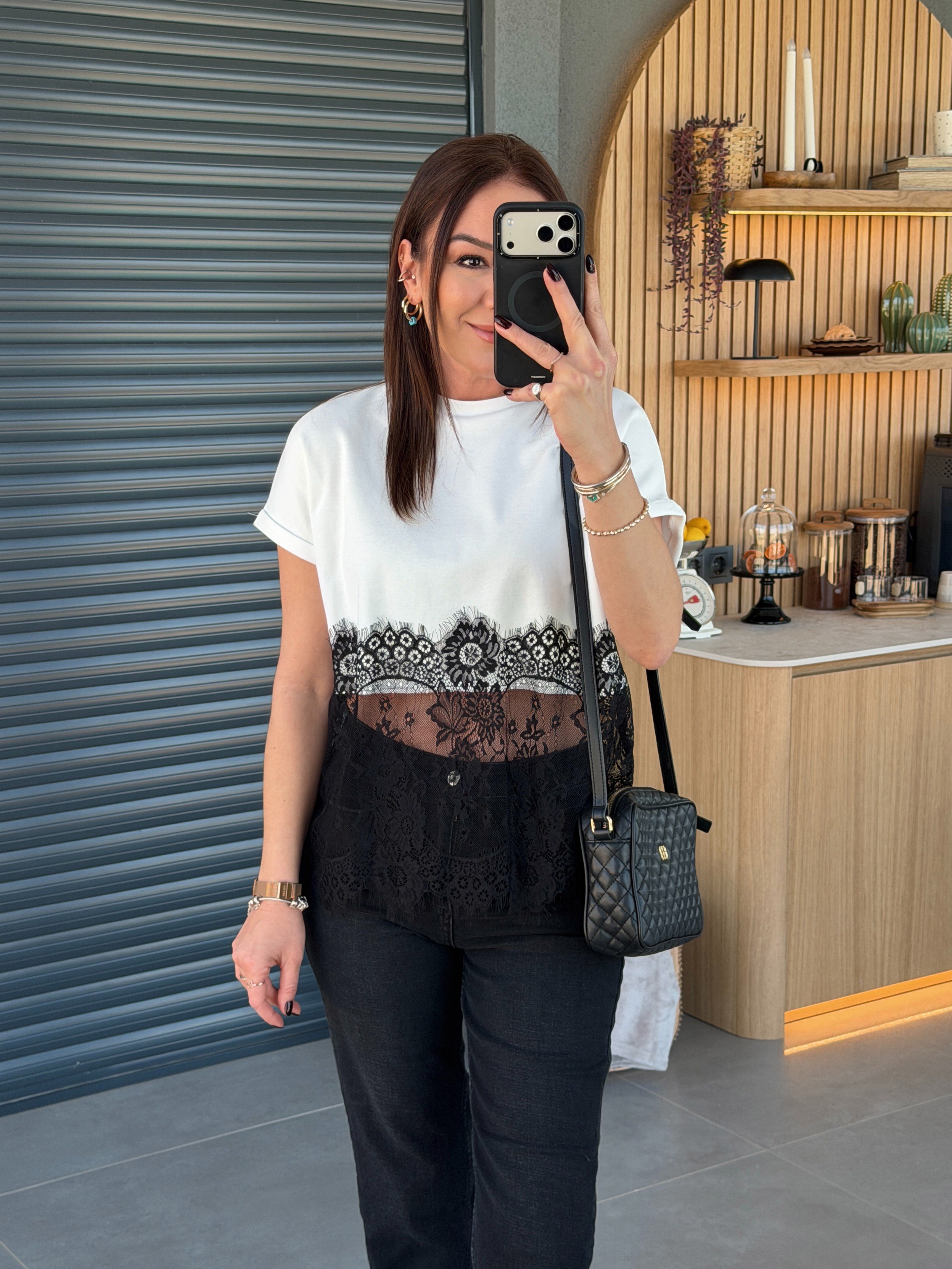 Eteği Dantelli Tshirt BEYAZ