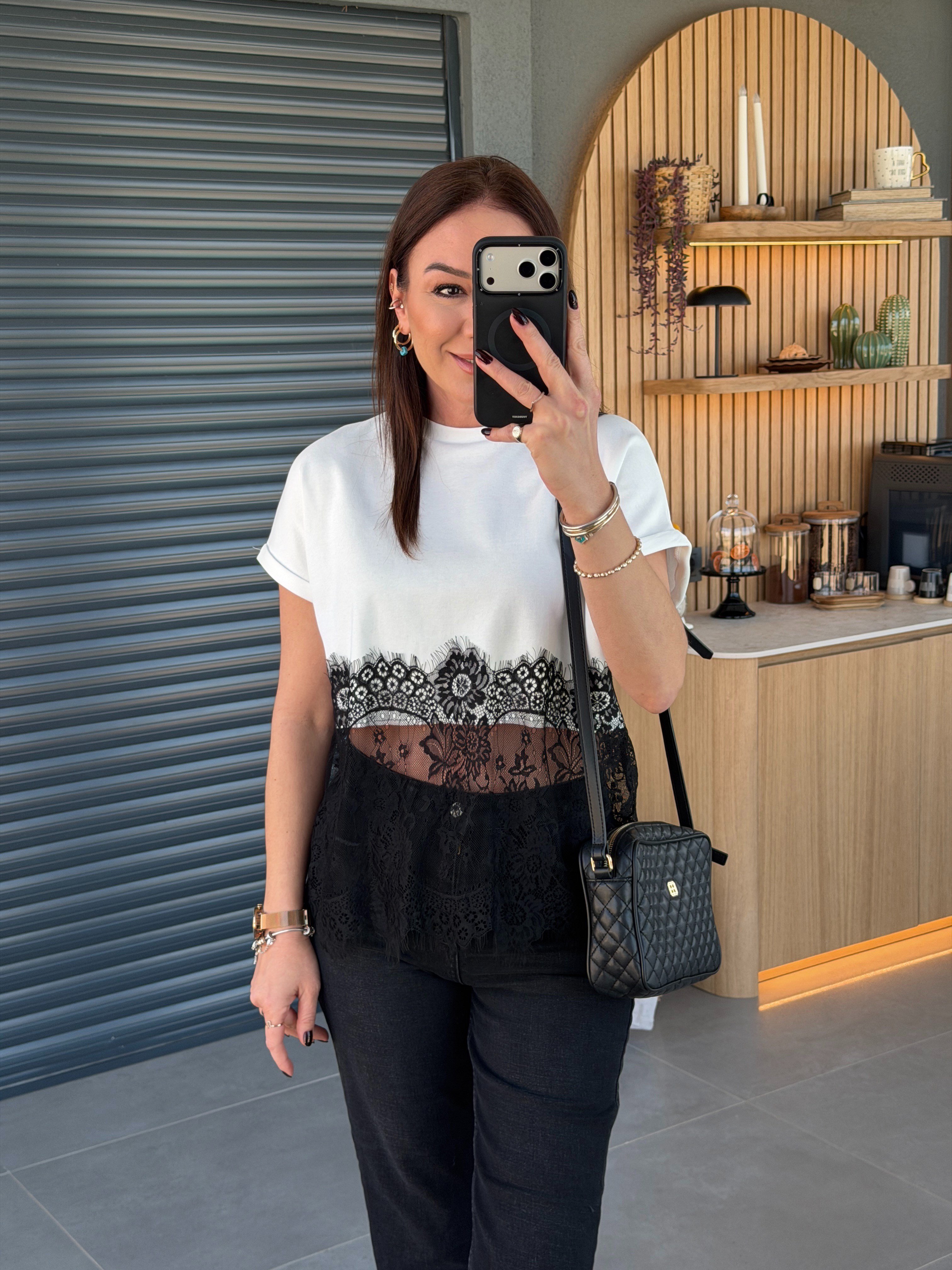 Eteği Dantelli Tshirt BEYAZ