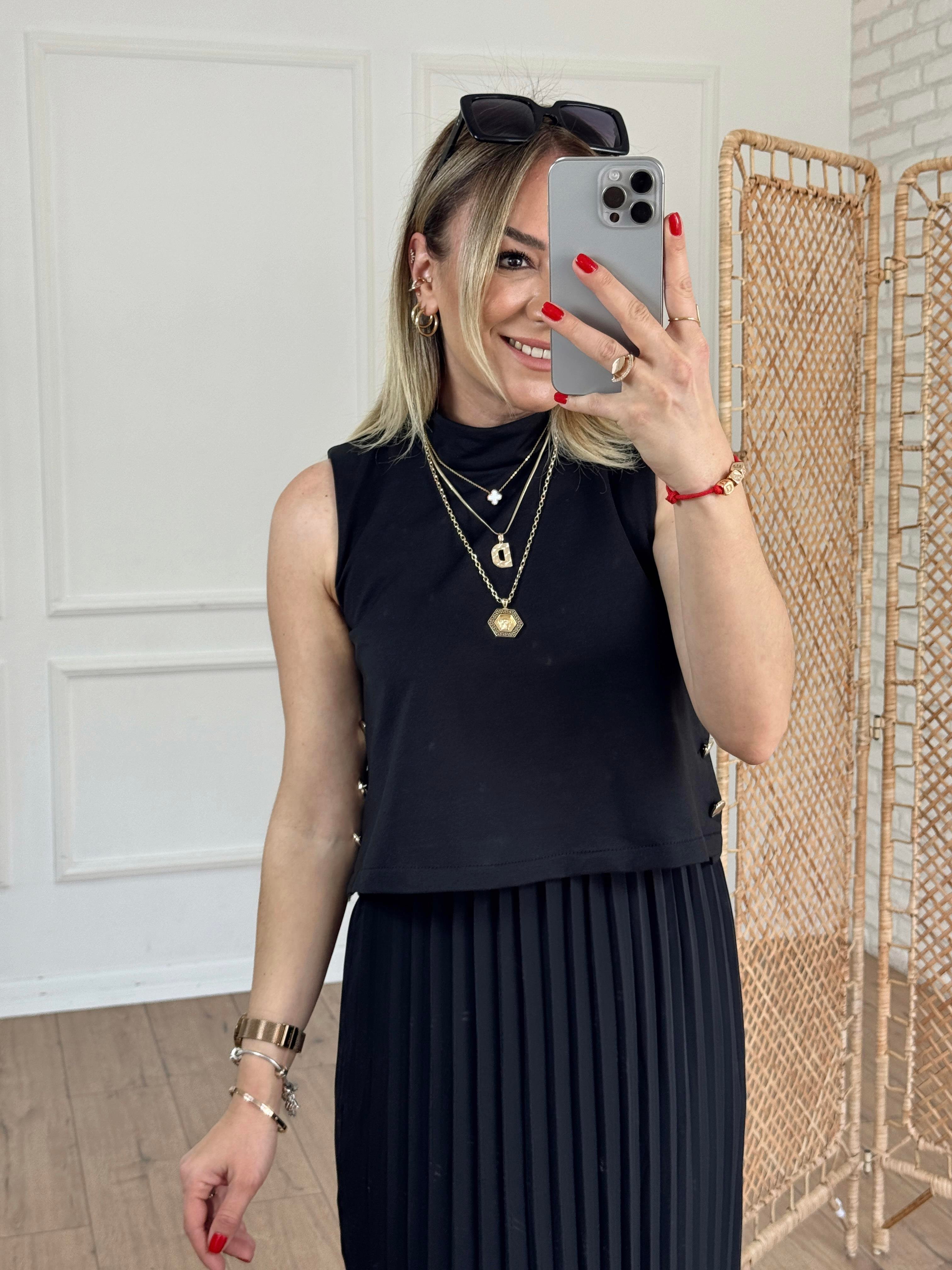 Eteği Piliseli Yanları Düğmeli Elbise SİYAH