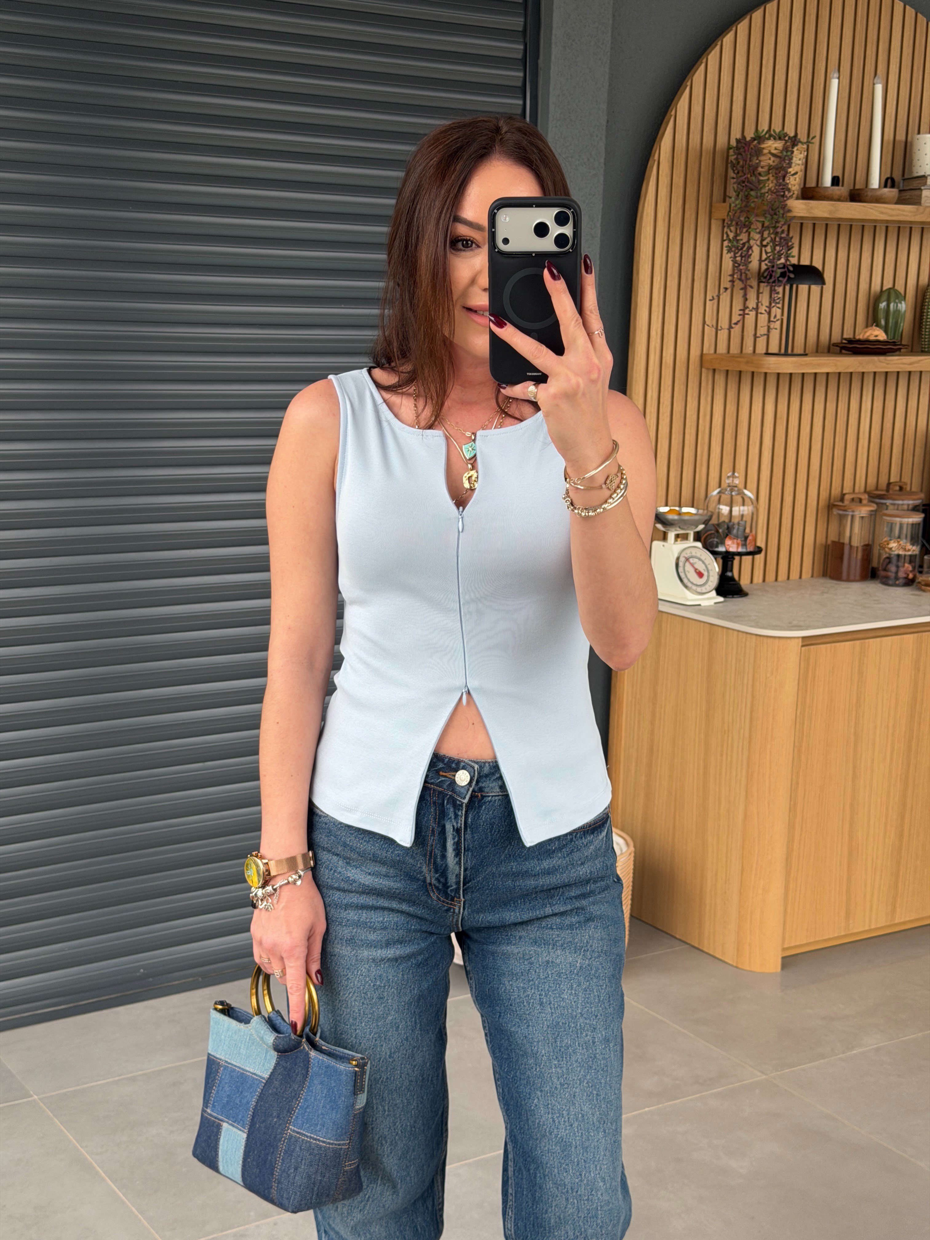 Fermuarlı Kolsuz Body AÇIK MAVİ