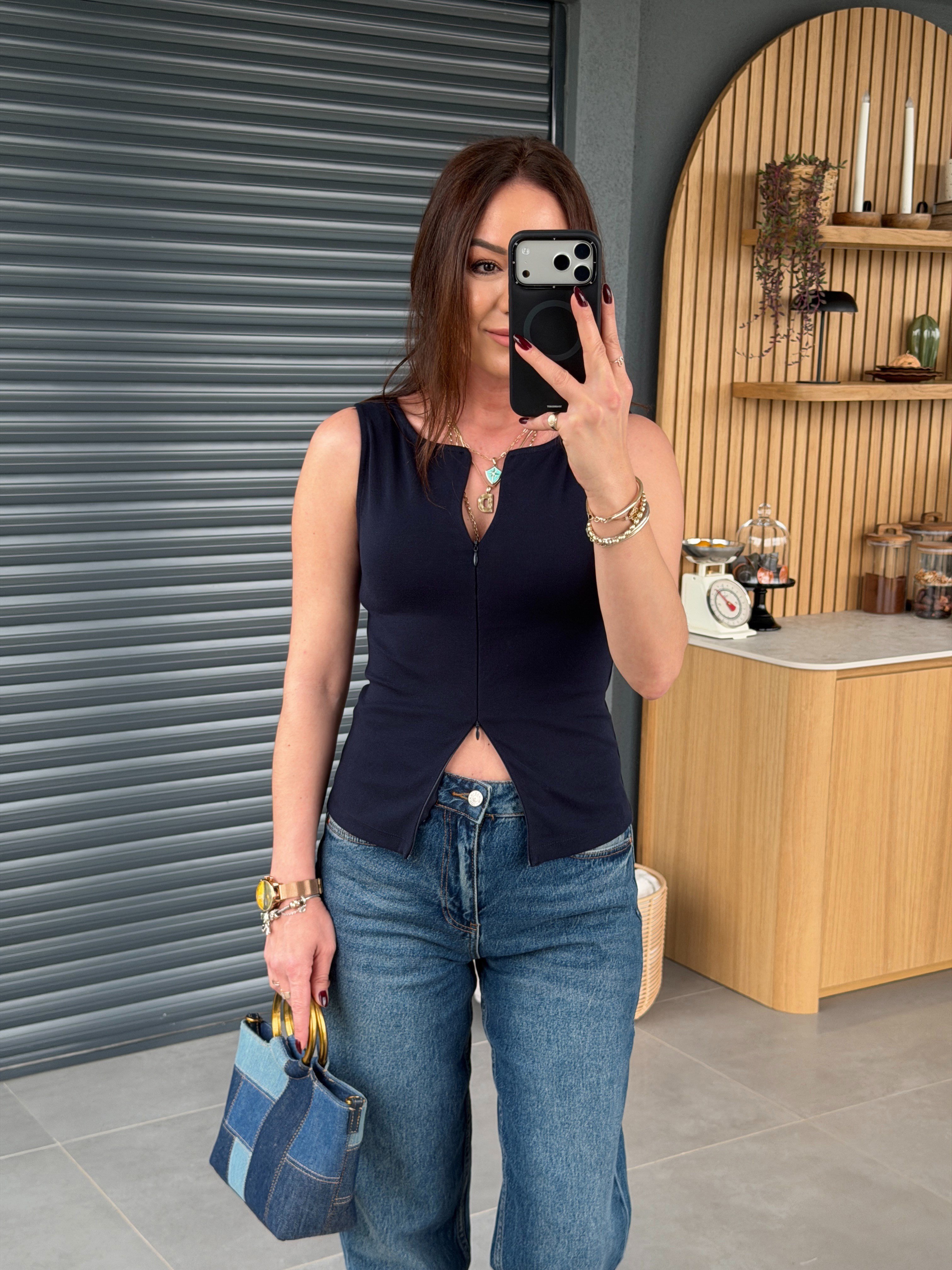 Fermuarlı Kolsuz Body LACİVERT