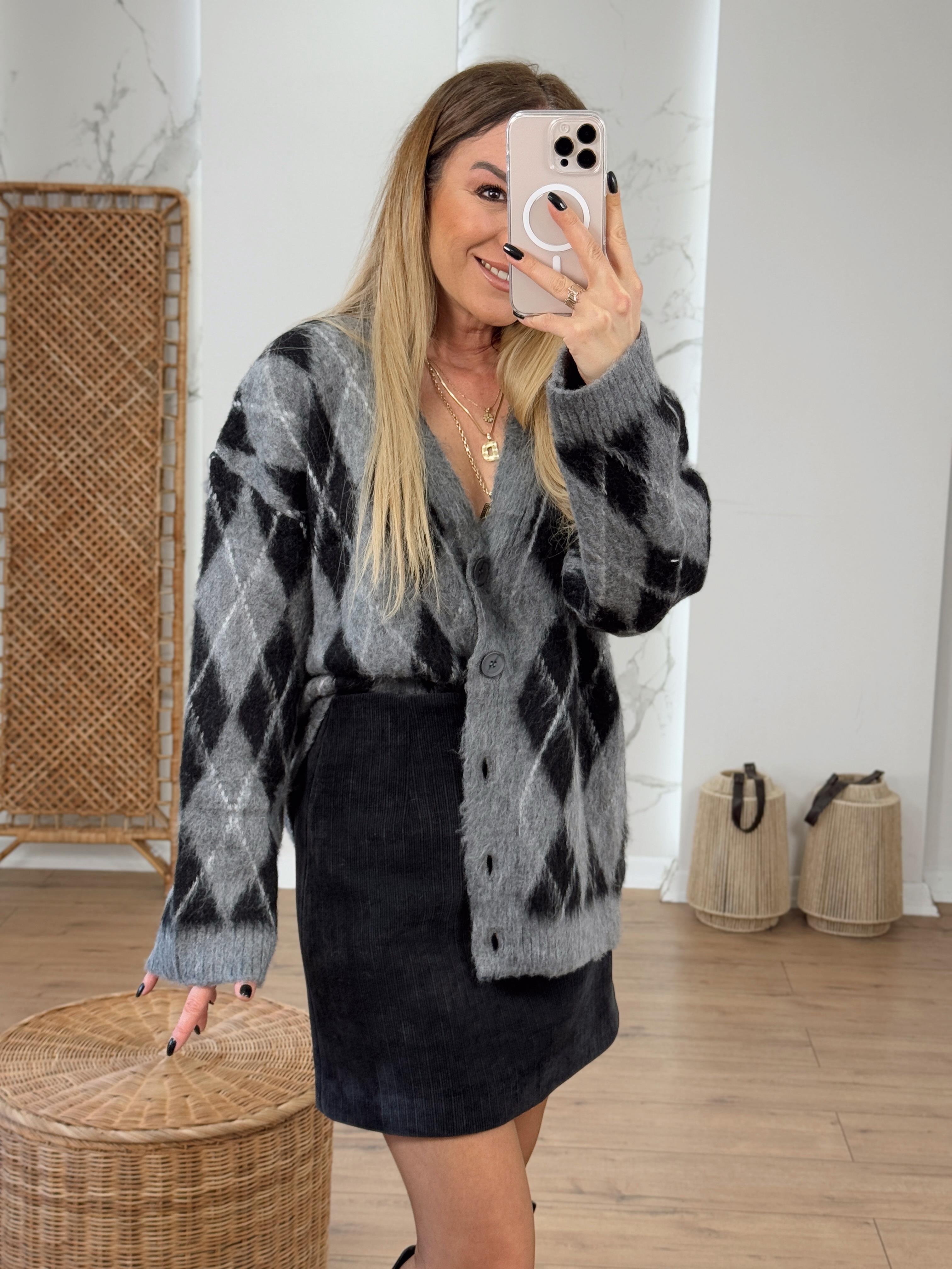 Fırçalanmış Dokulu Baklava Desen Düğmeli Hırka ANTRASİT