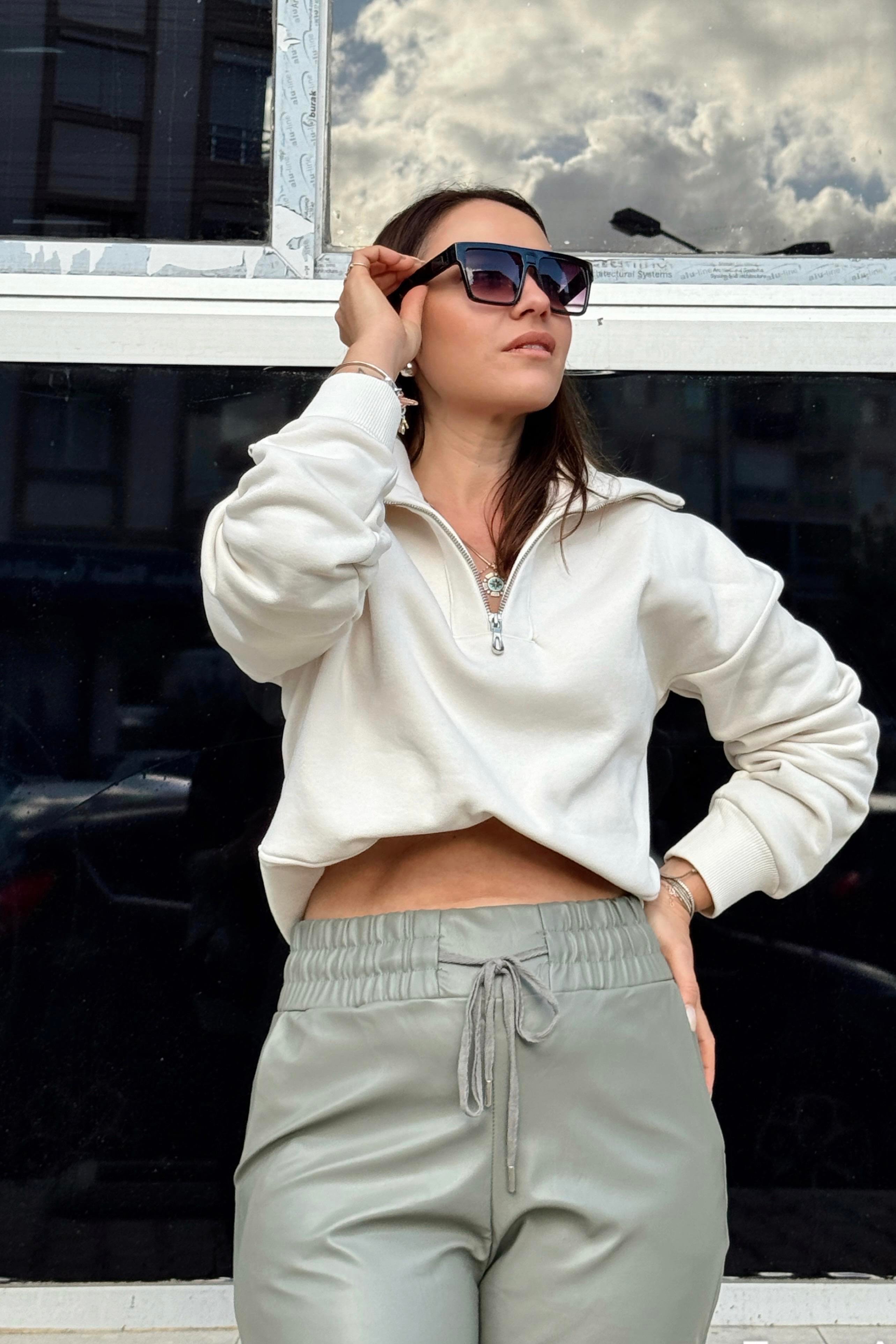 İçi Şardonlu Fermuarlı Sweat EKRU