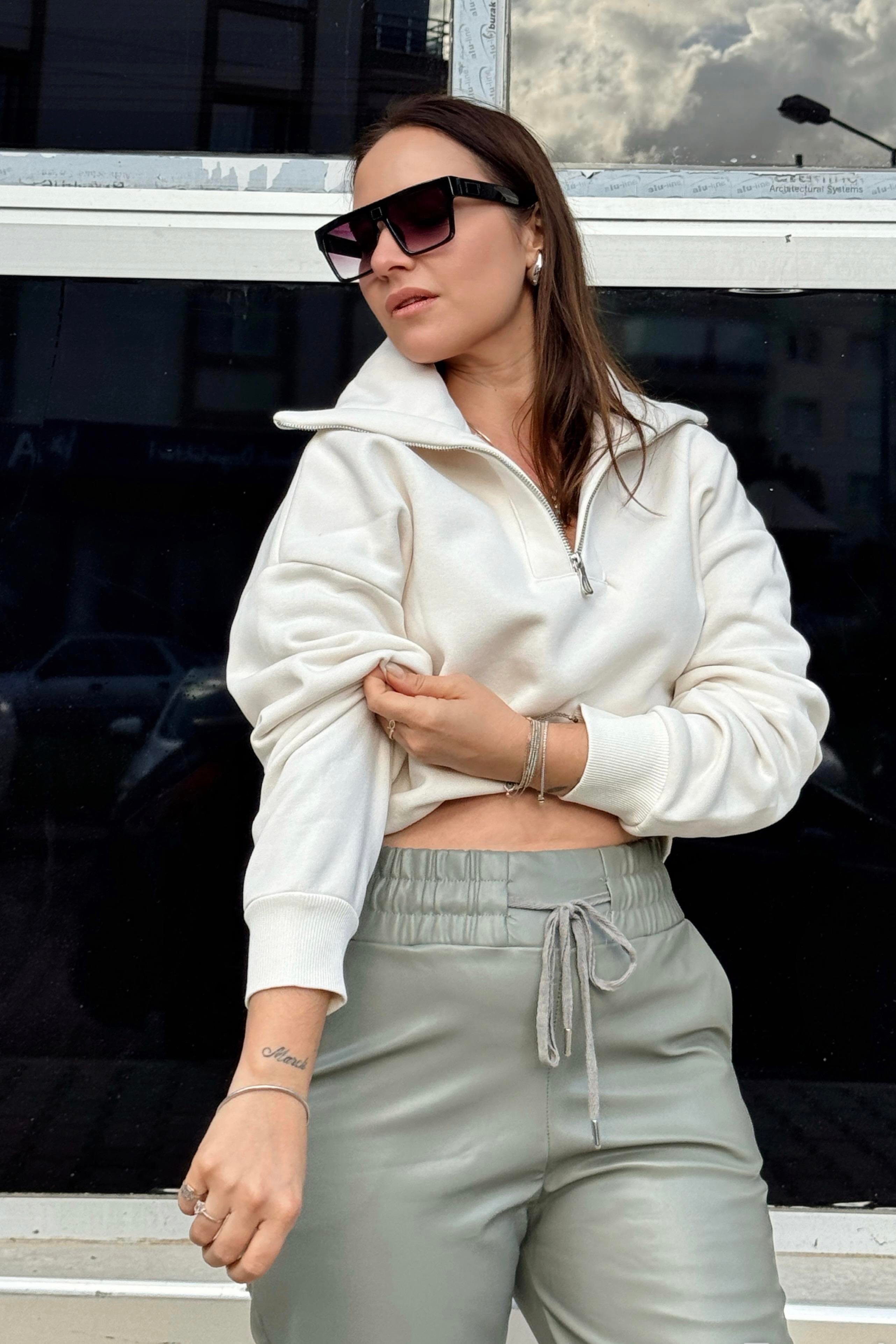 İçi Şardonlu Fermuarlı Sweat EKRU