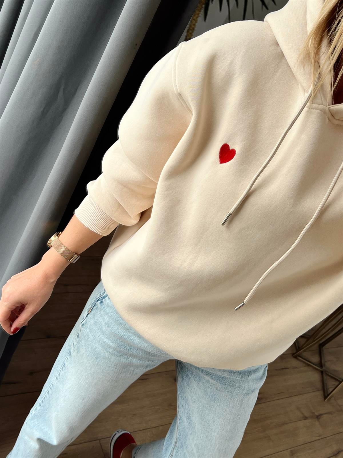 Kalp Nakışlı Kapüşonlu Sweat BEJ