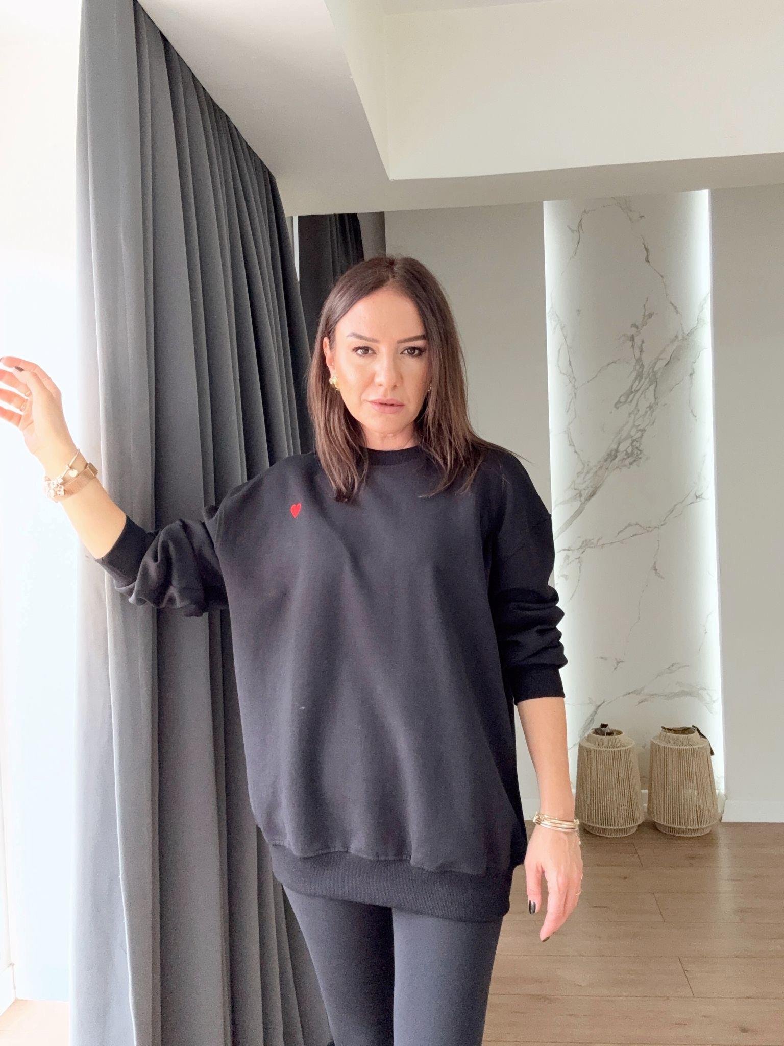Kalp Nakışlı Sweat SİYAH