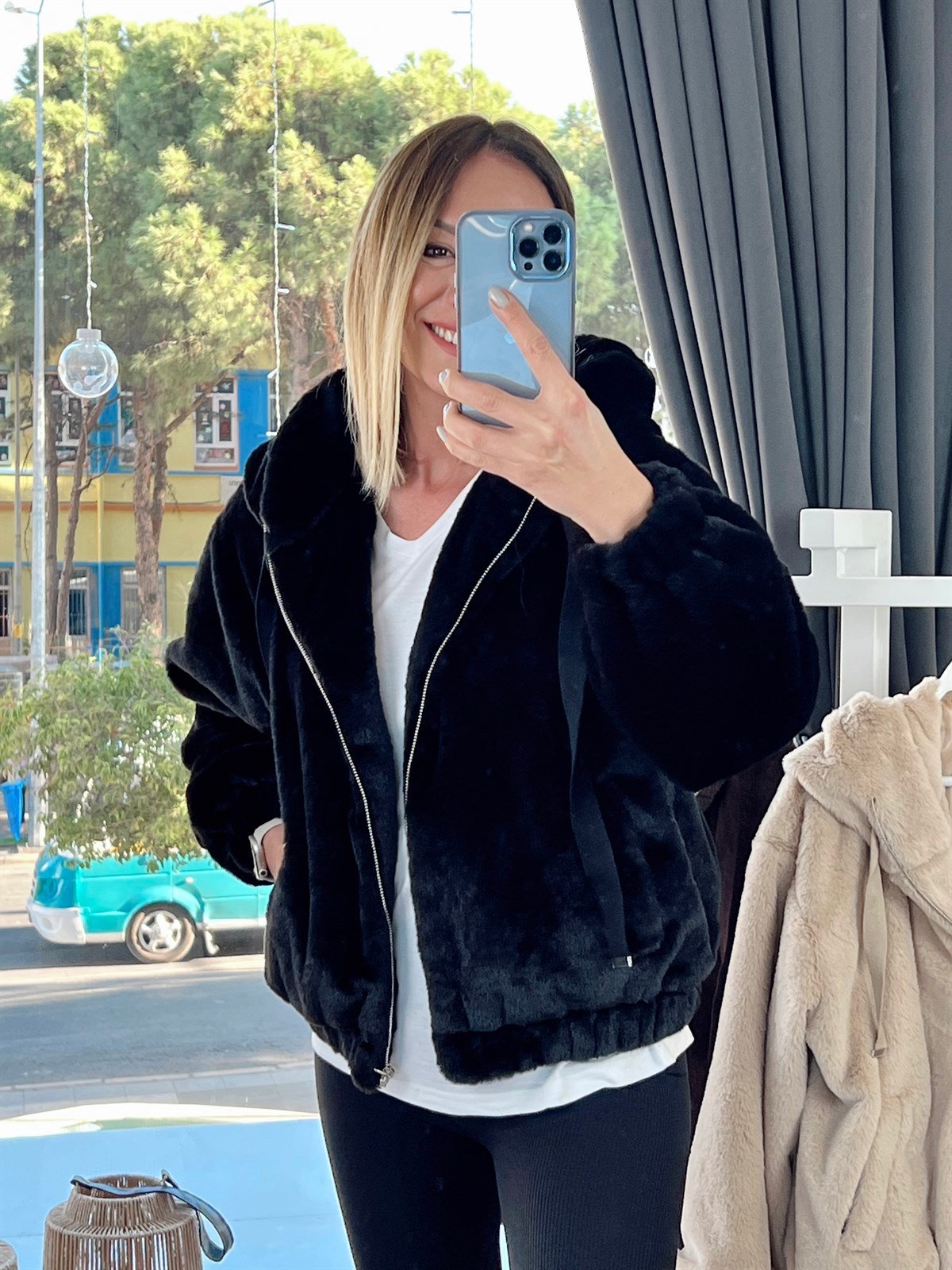 Kapüşonlu Peluş Mont Siyah