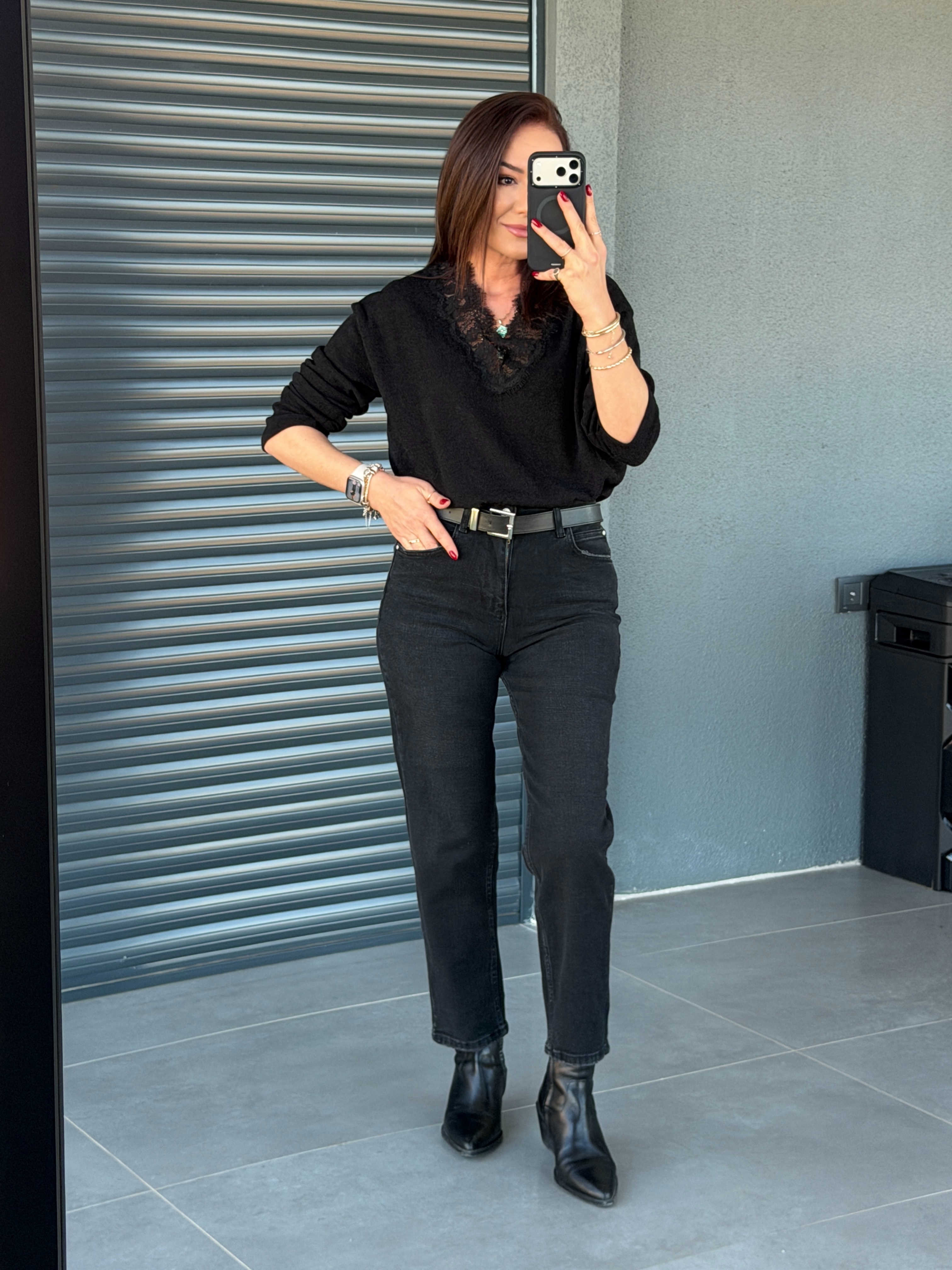 Kemerli Slim Mom Jean SİYAH