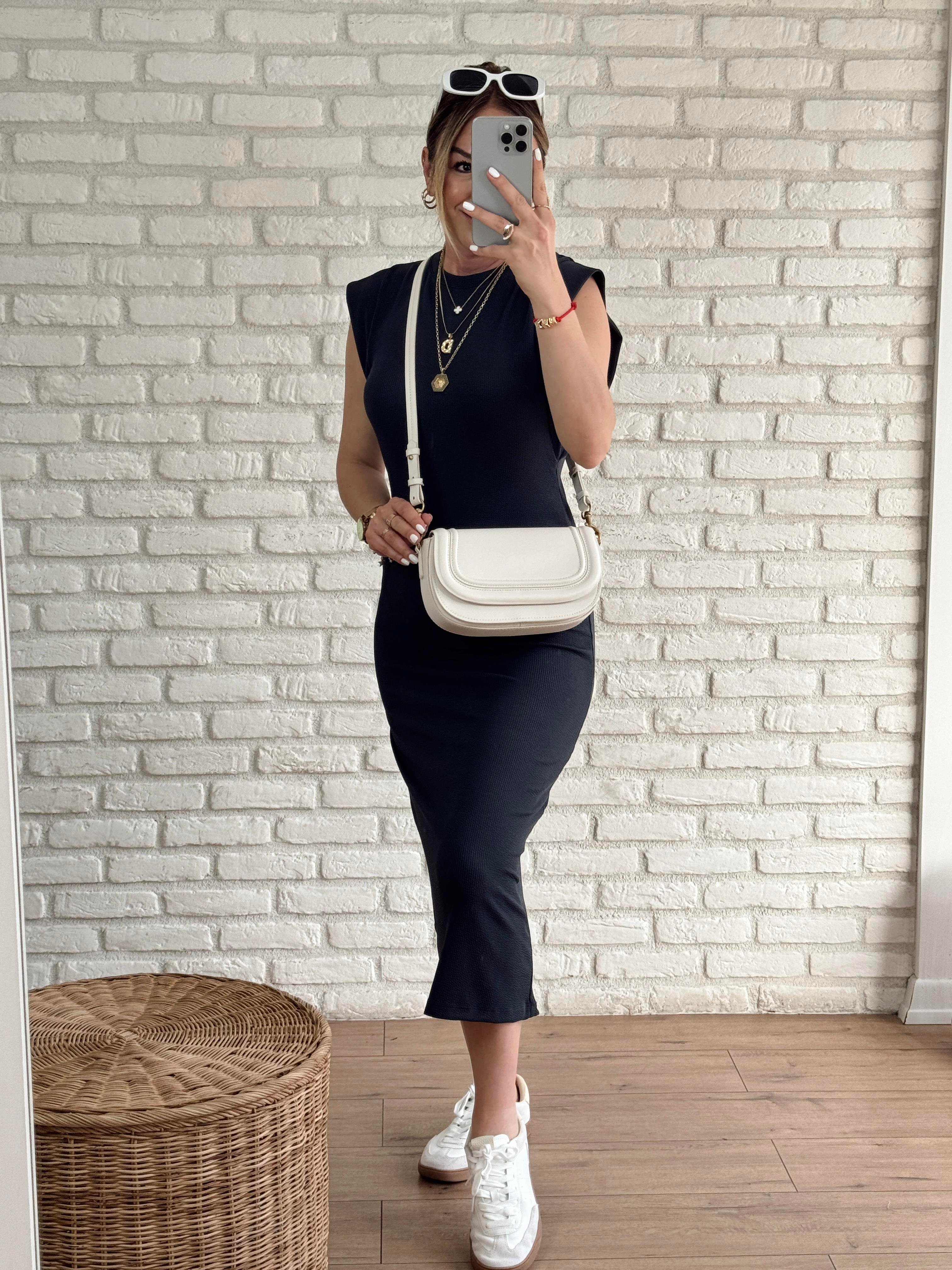 Kolsuz Arkası Yırtmaçlı Elbise FÜME