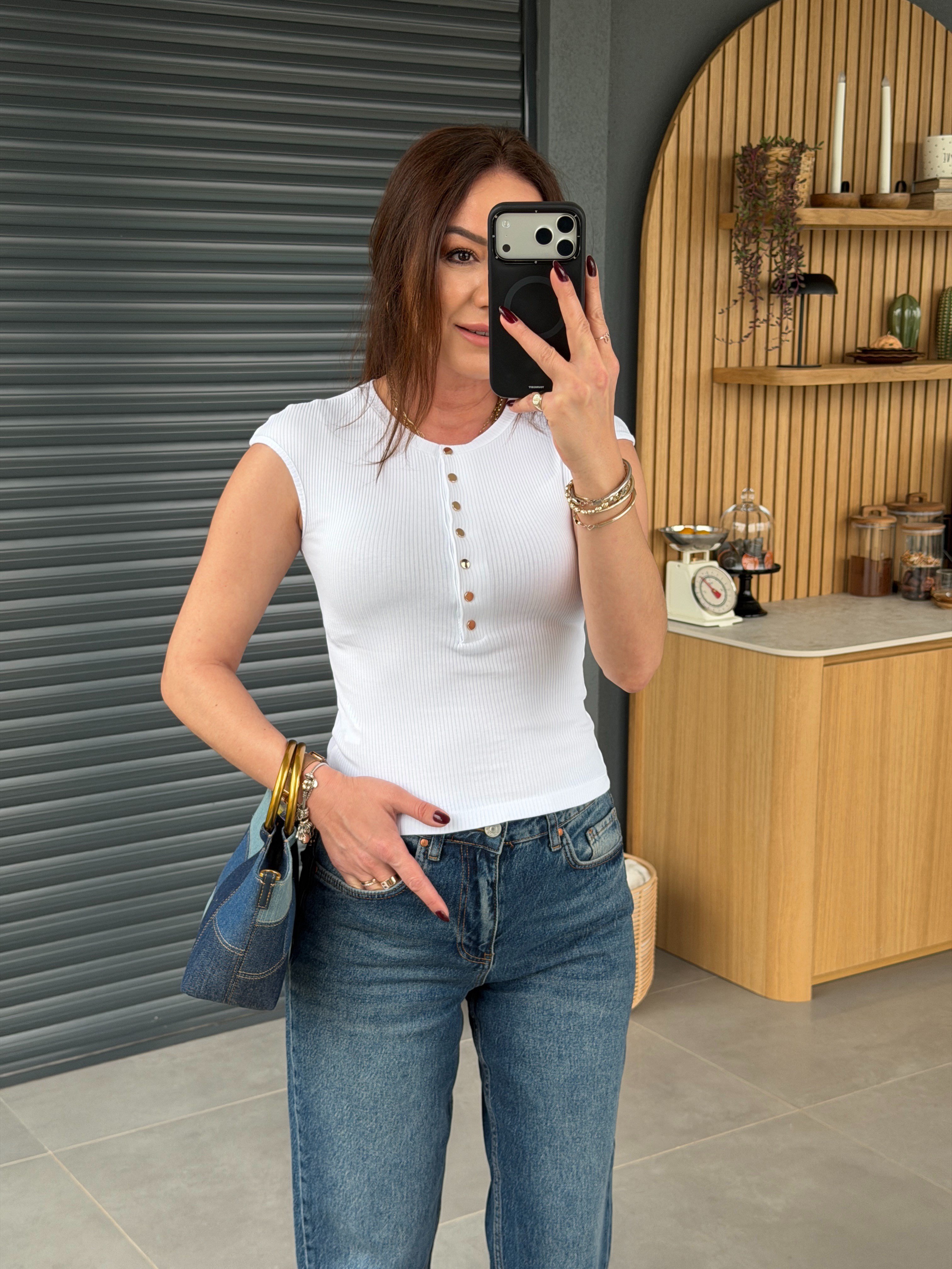 Kolsuz Çıtçıtlı Body BEYAZ