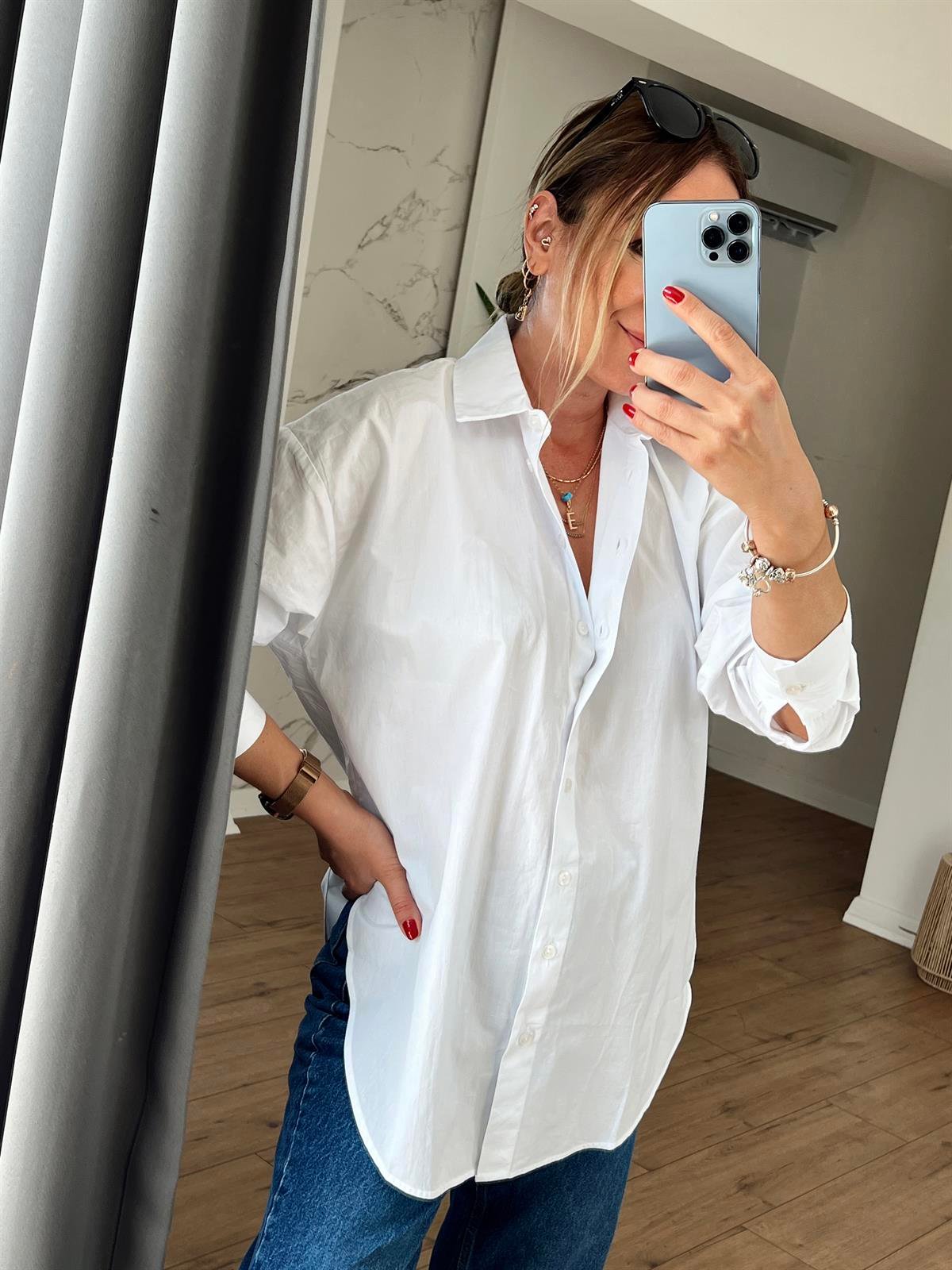 Kolu Manşetli Oversize Gömlek BEYAZ
