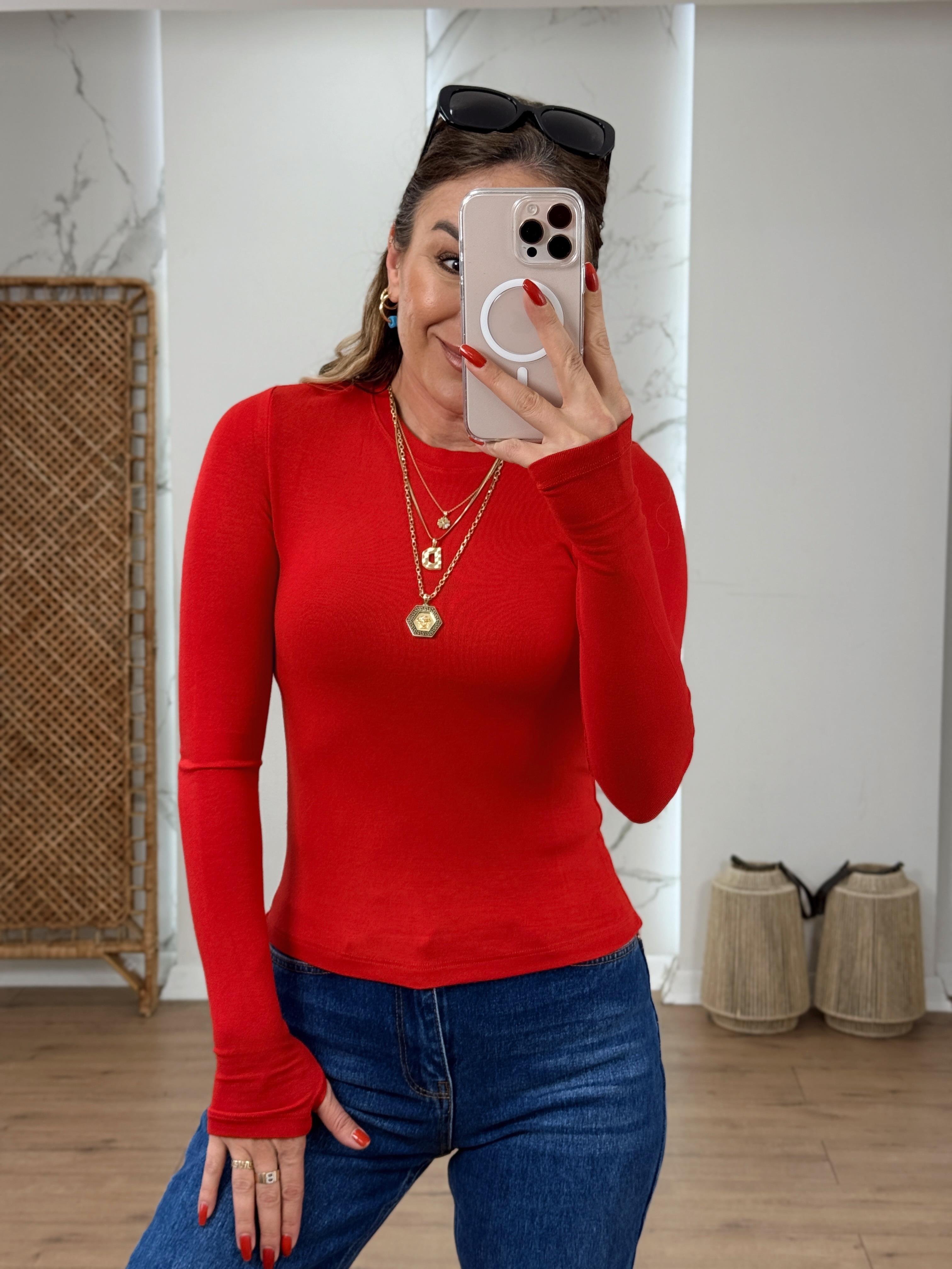Kolu Yırtmaç Detaylı Body KIRMIZI