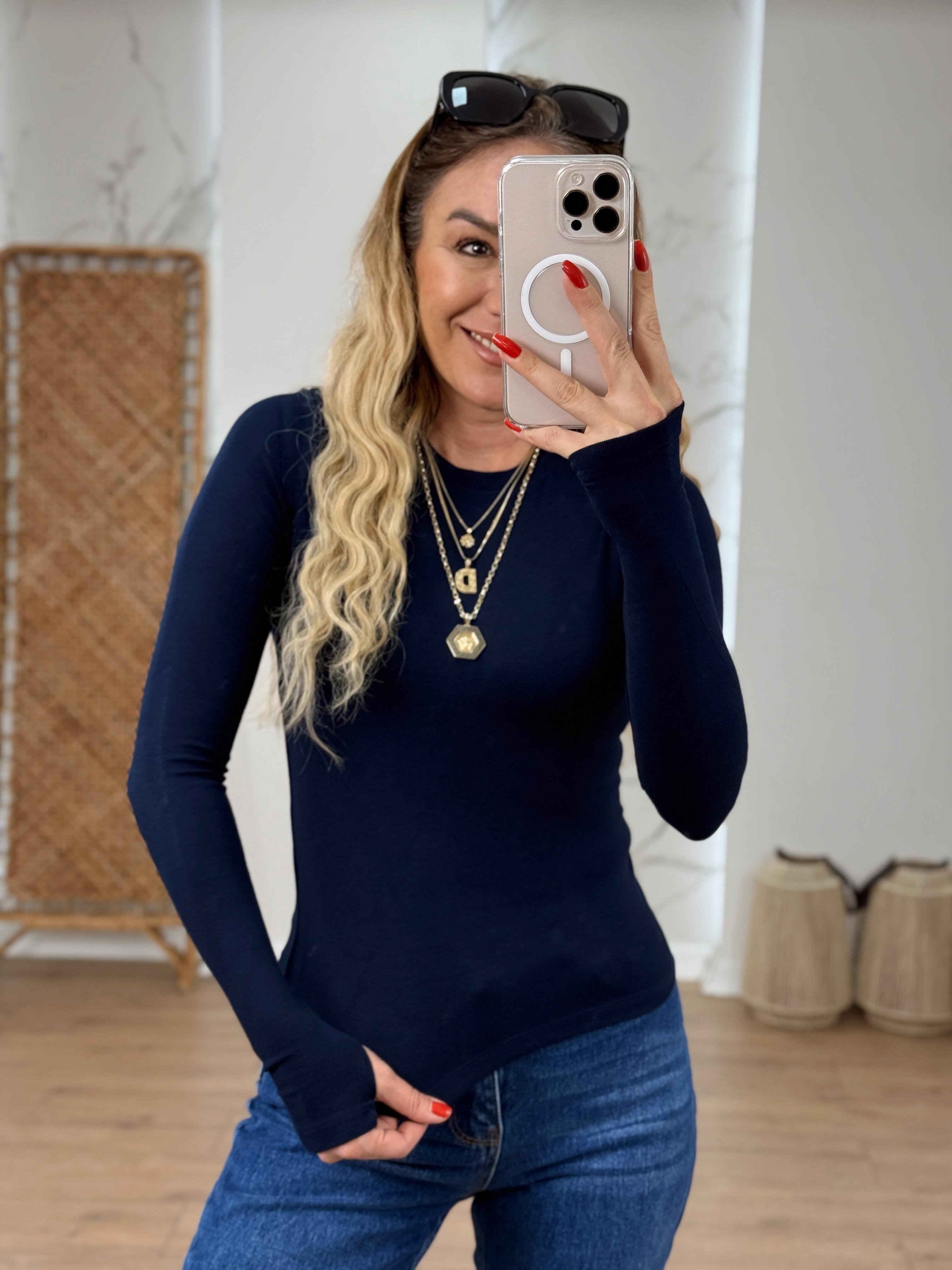 Kolu Yırtmaç Detaylı Body LACİVERT