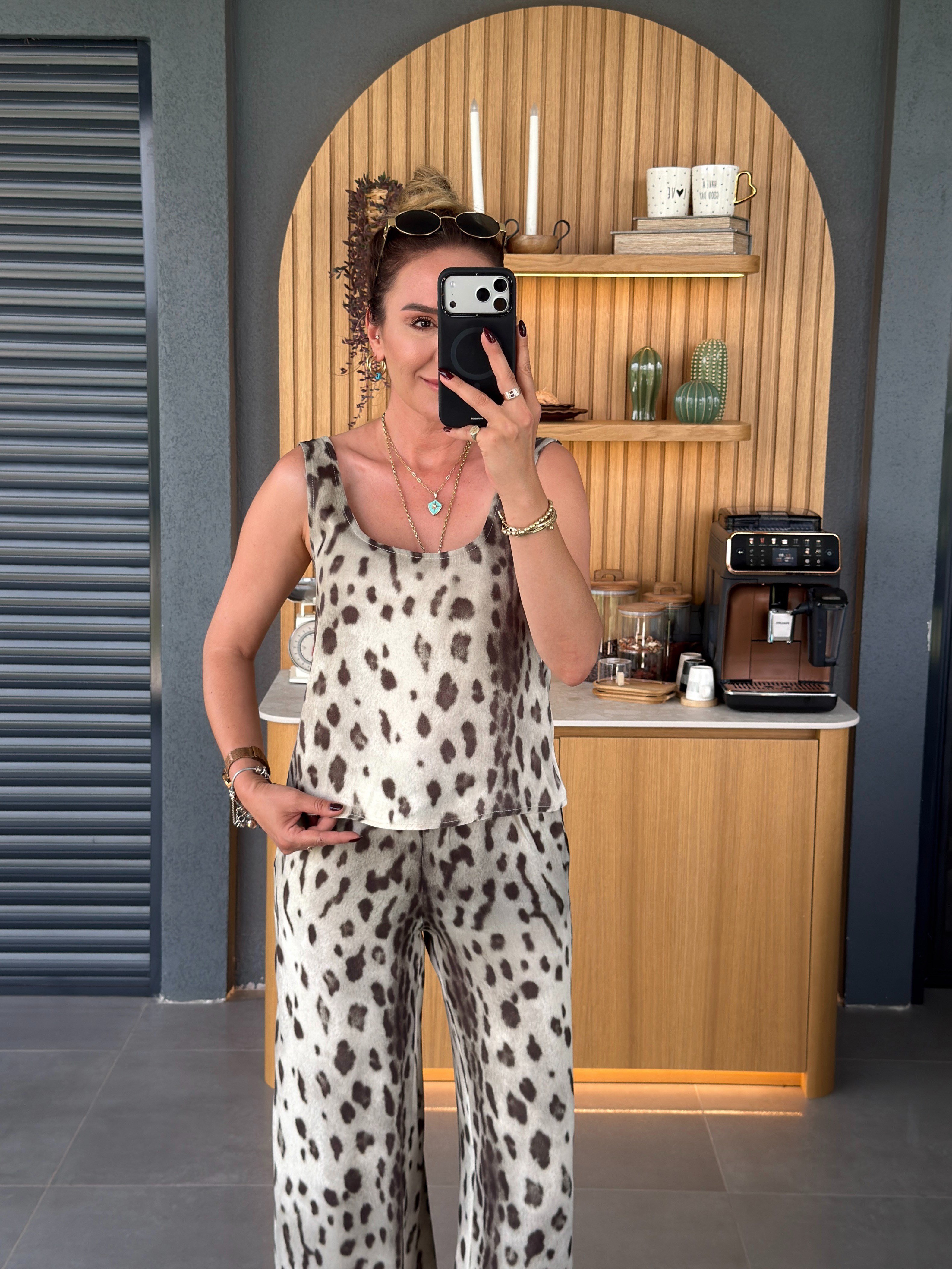 Leopar Askılı Bluz BEJ