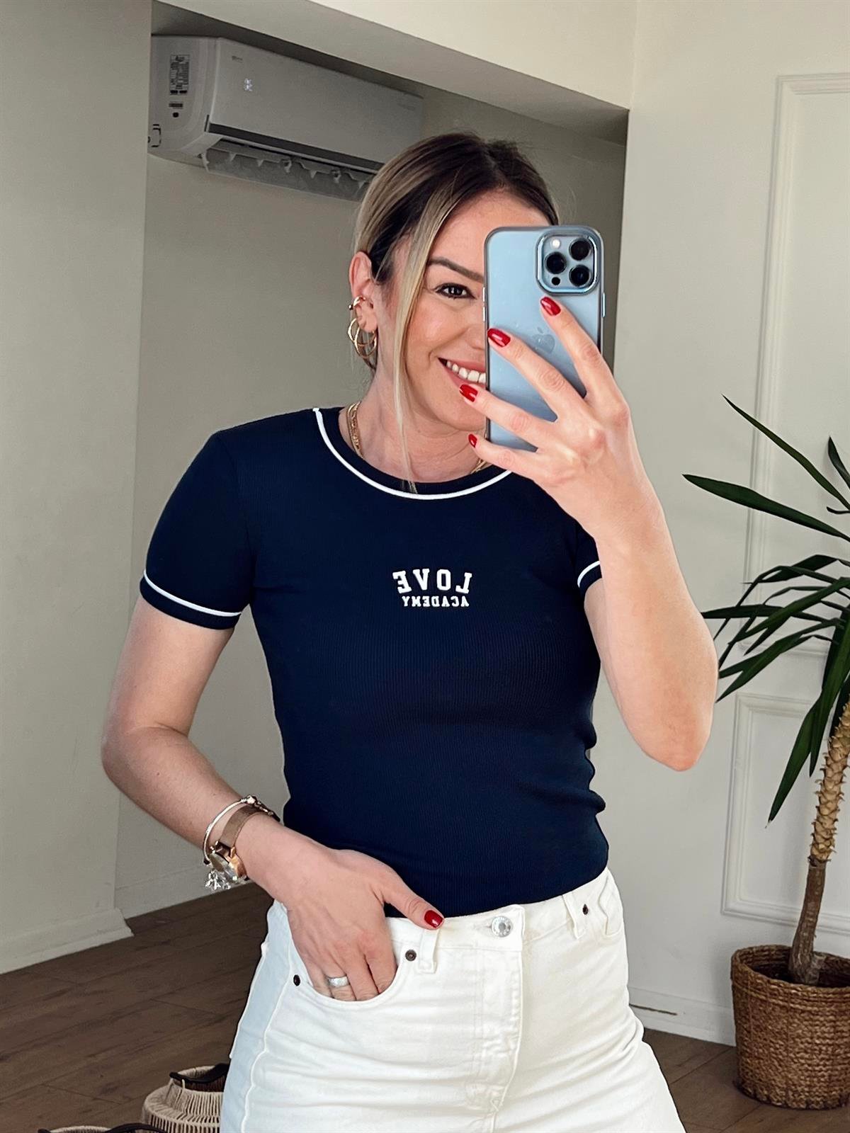 LOVE BASKILI TSHİRT LACİVERT