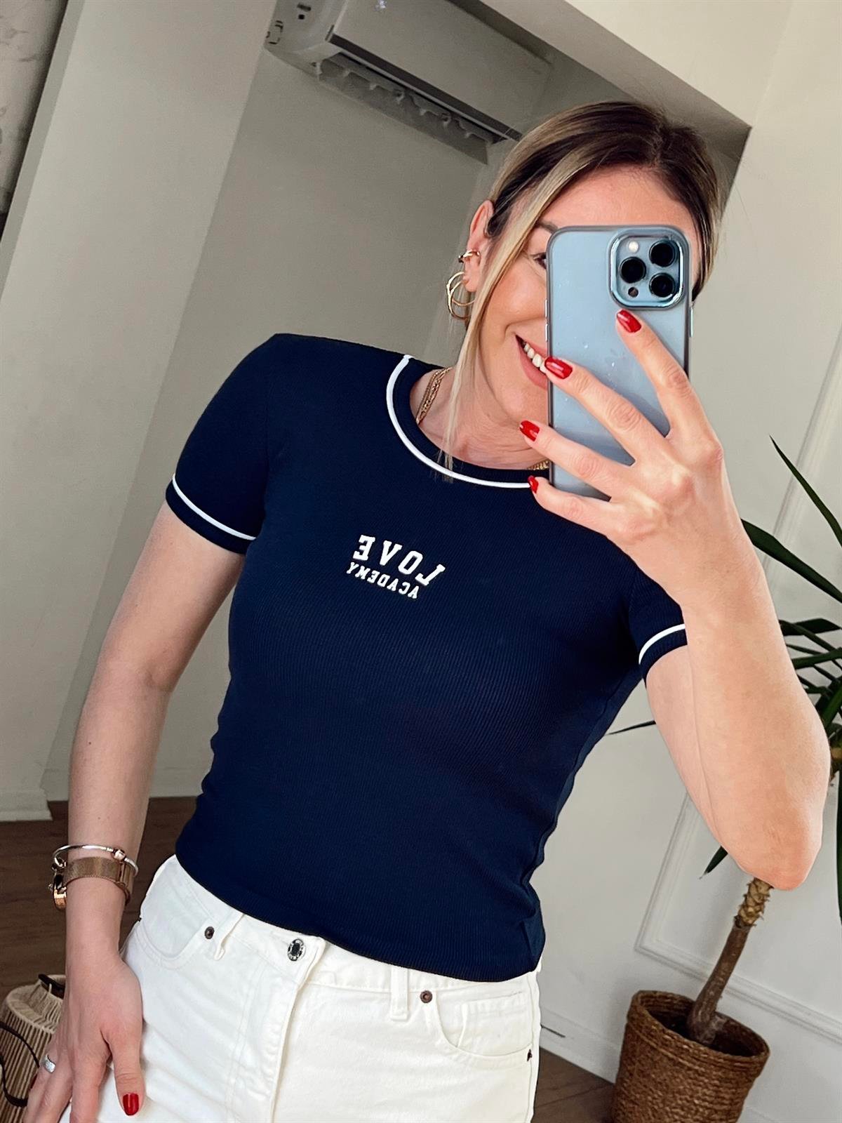 LOVE BASKILI TSHİRT LACİVERT
