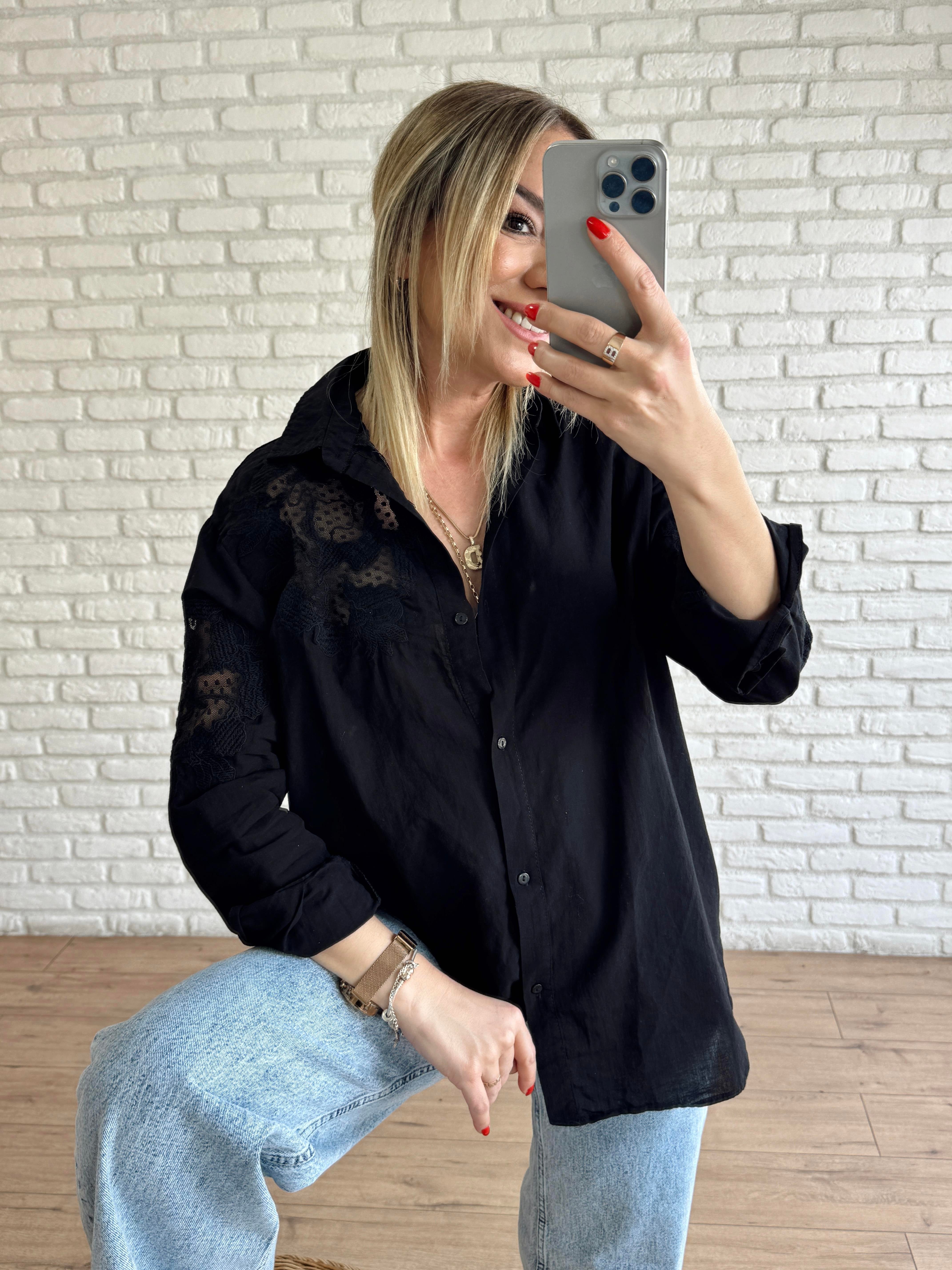 Nakış Detaylı Gömlek SİYAH