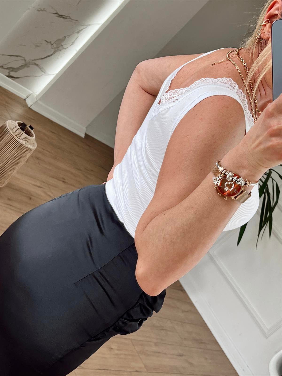ÖN ARKA V YAKA DANTELLİ BODY ATLET BEYAZ