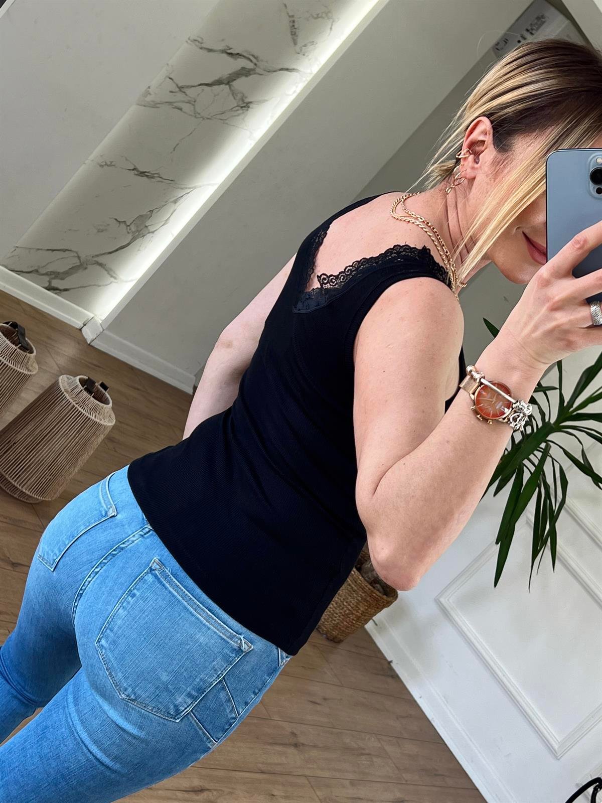ÖN ARKA V YAKA DANTELLİ BODY ATLET SİYAH