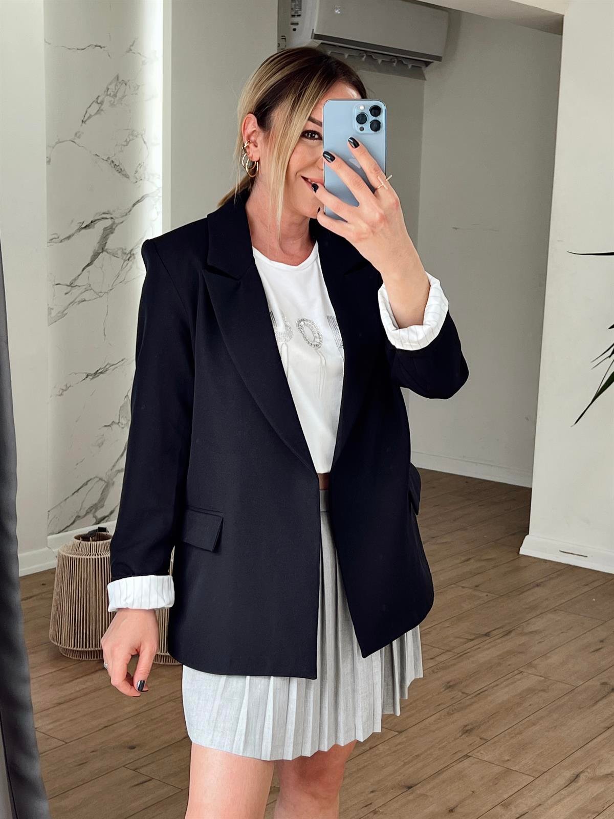 ÖNÜ AÇIK SALAŞ CEKET SİYAH