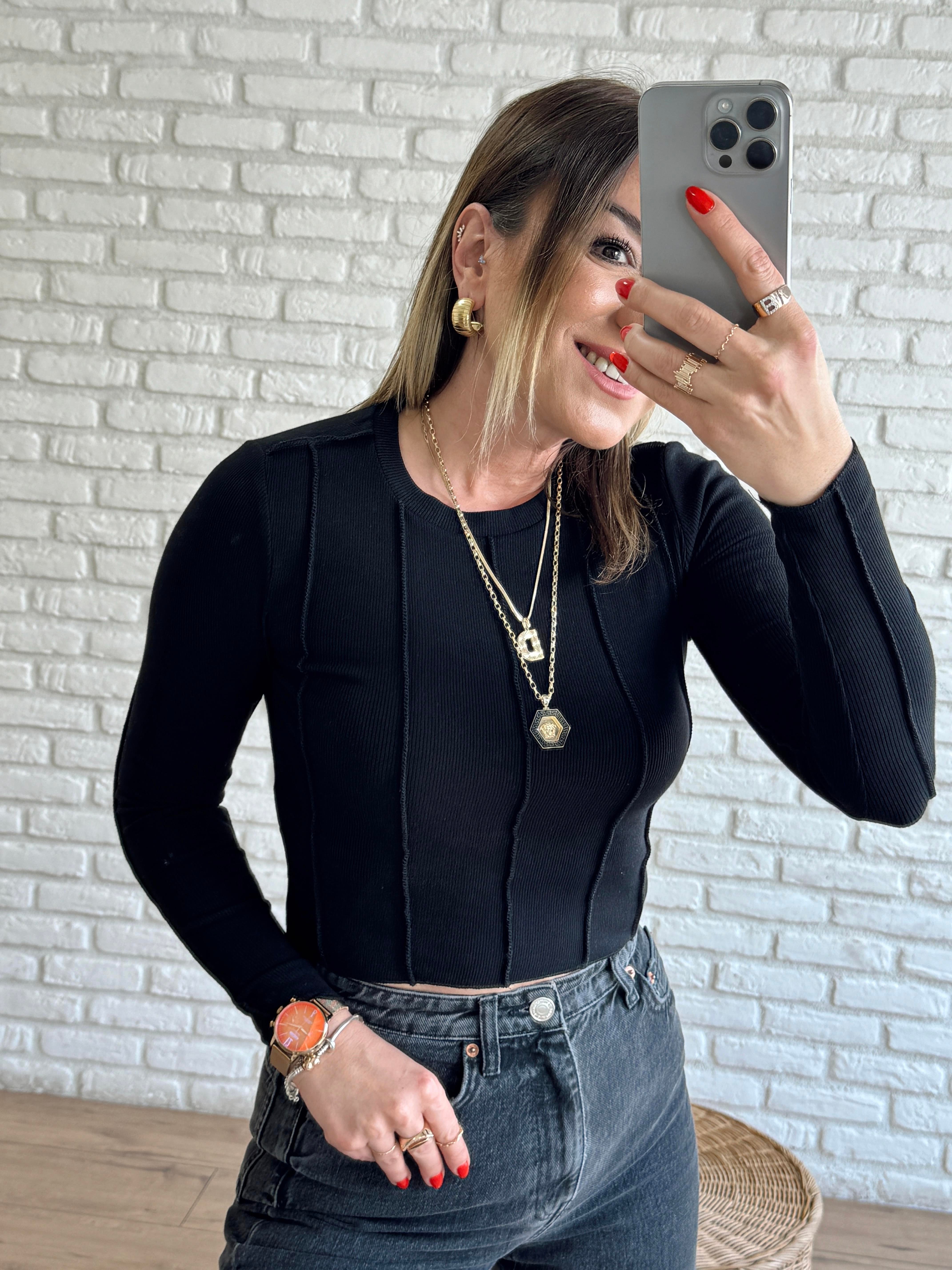 Önü Dikişli Bluz SİYAH