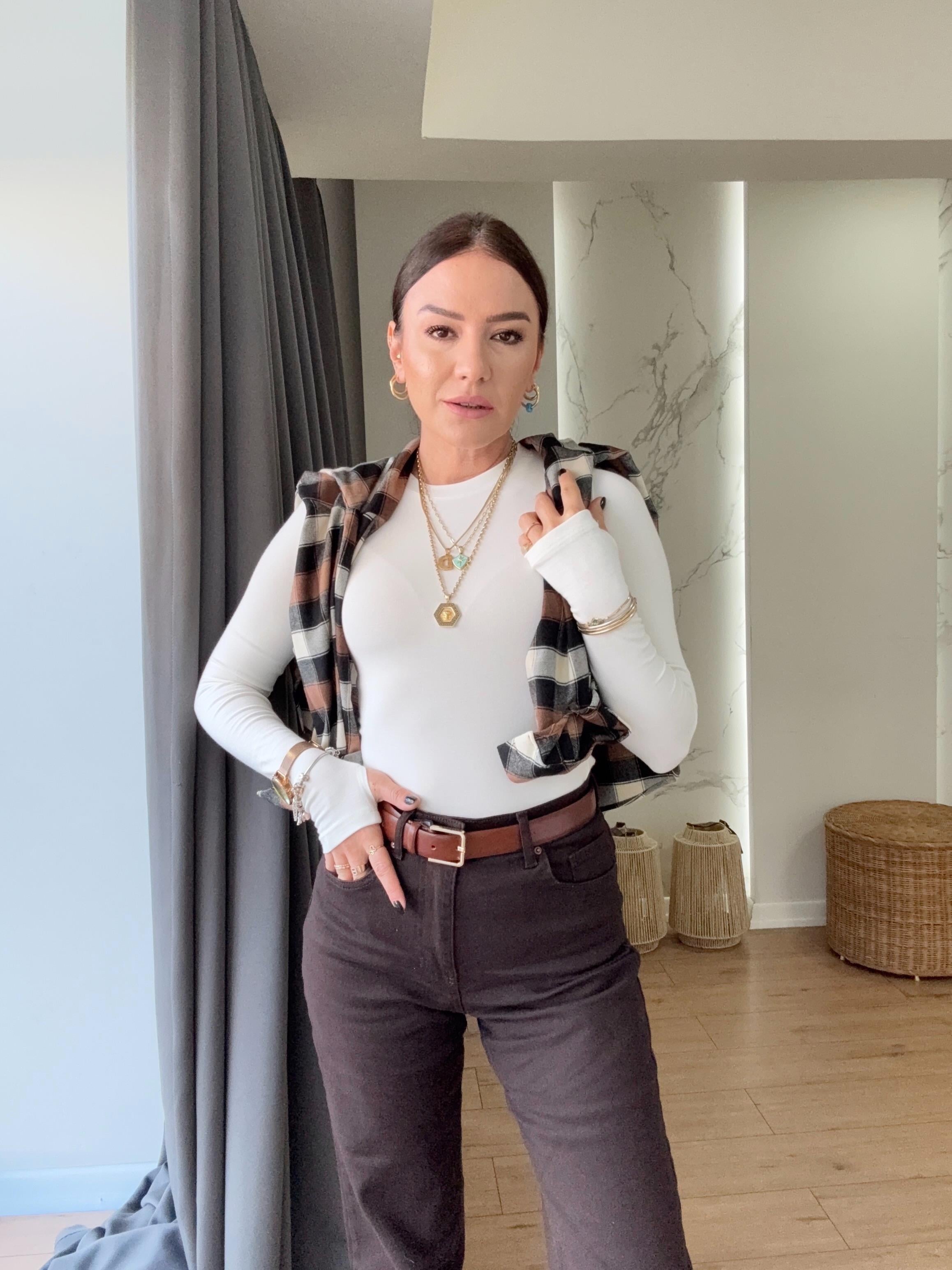 Parmak Geçmeli Body EKRU
