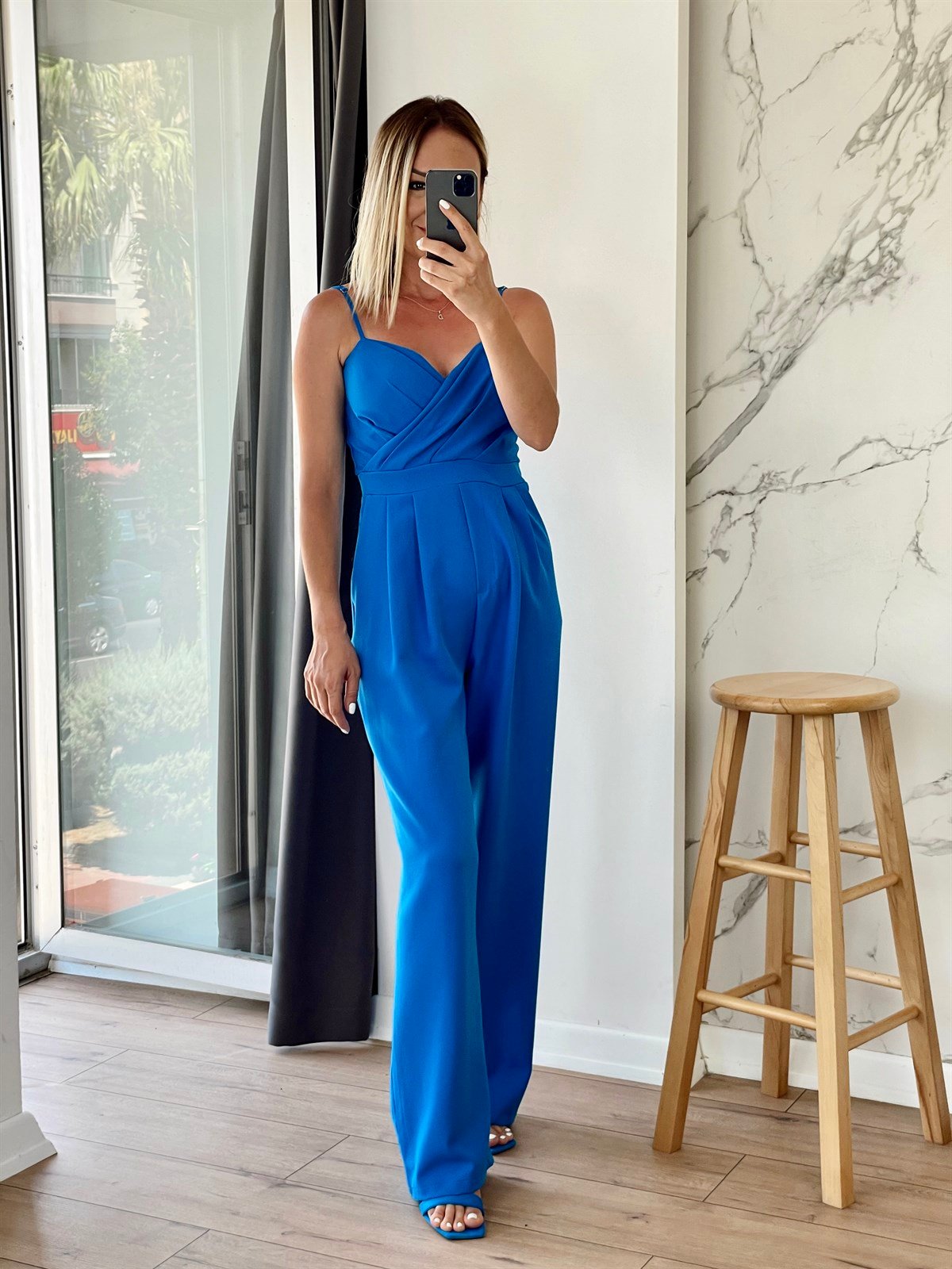 Pileli İp Askılı Tulum Saks