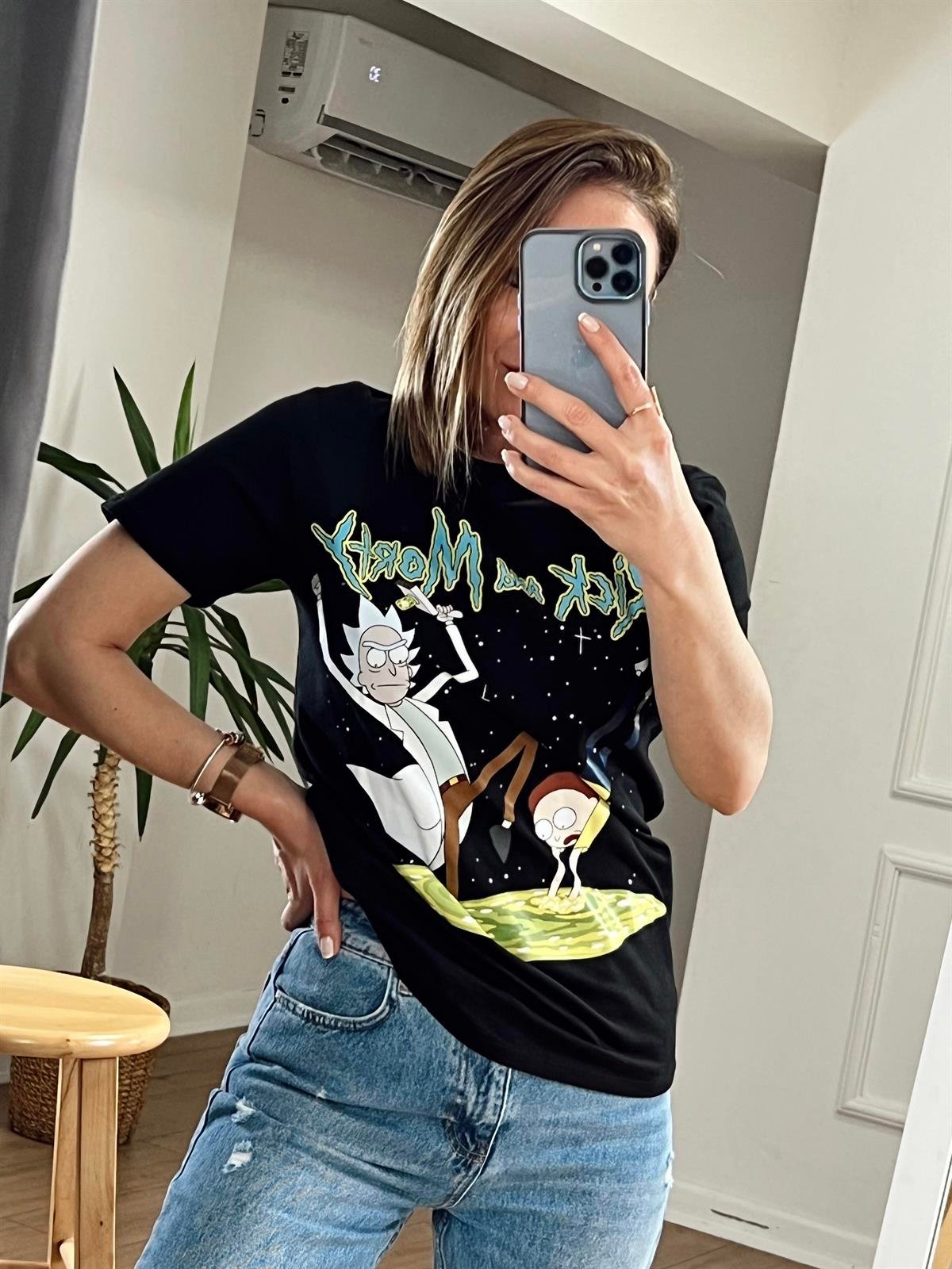 RİCK AND MORTY BASKILI TSHİRT SİYAH