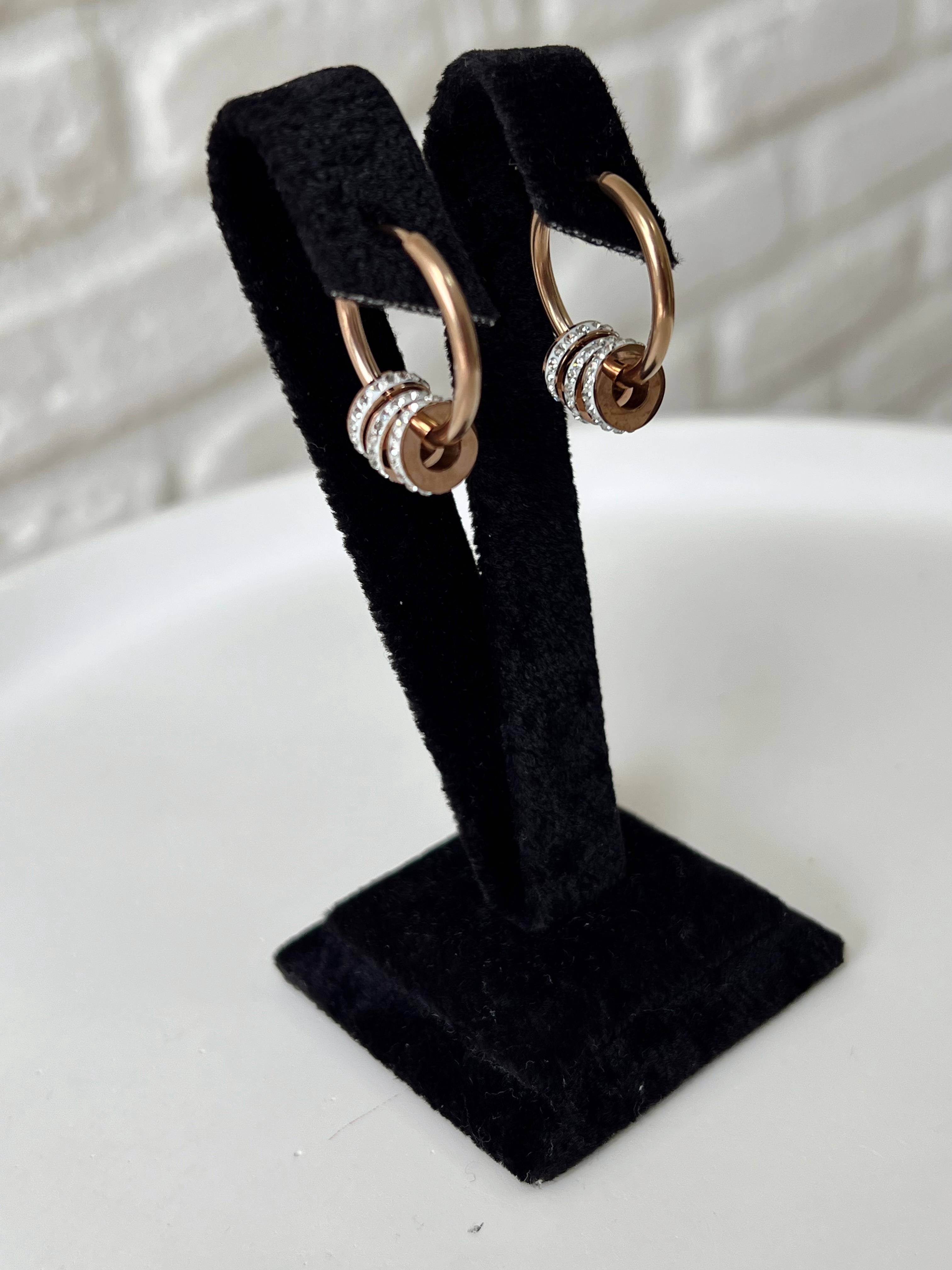 Taşlı Silindir Model Çelik Küpe GOLD