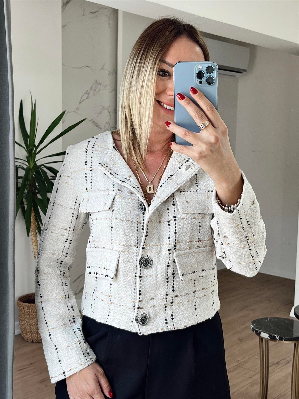 Tüvit Kumaş Düğmeli Ceket EKRU