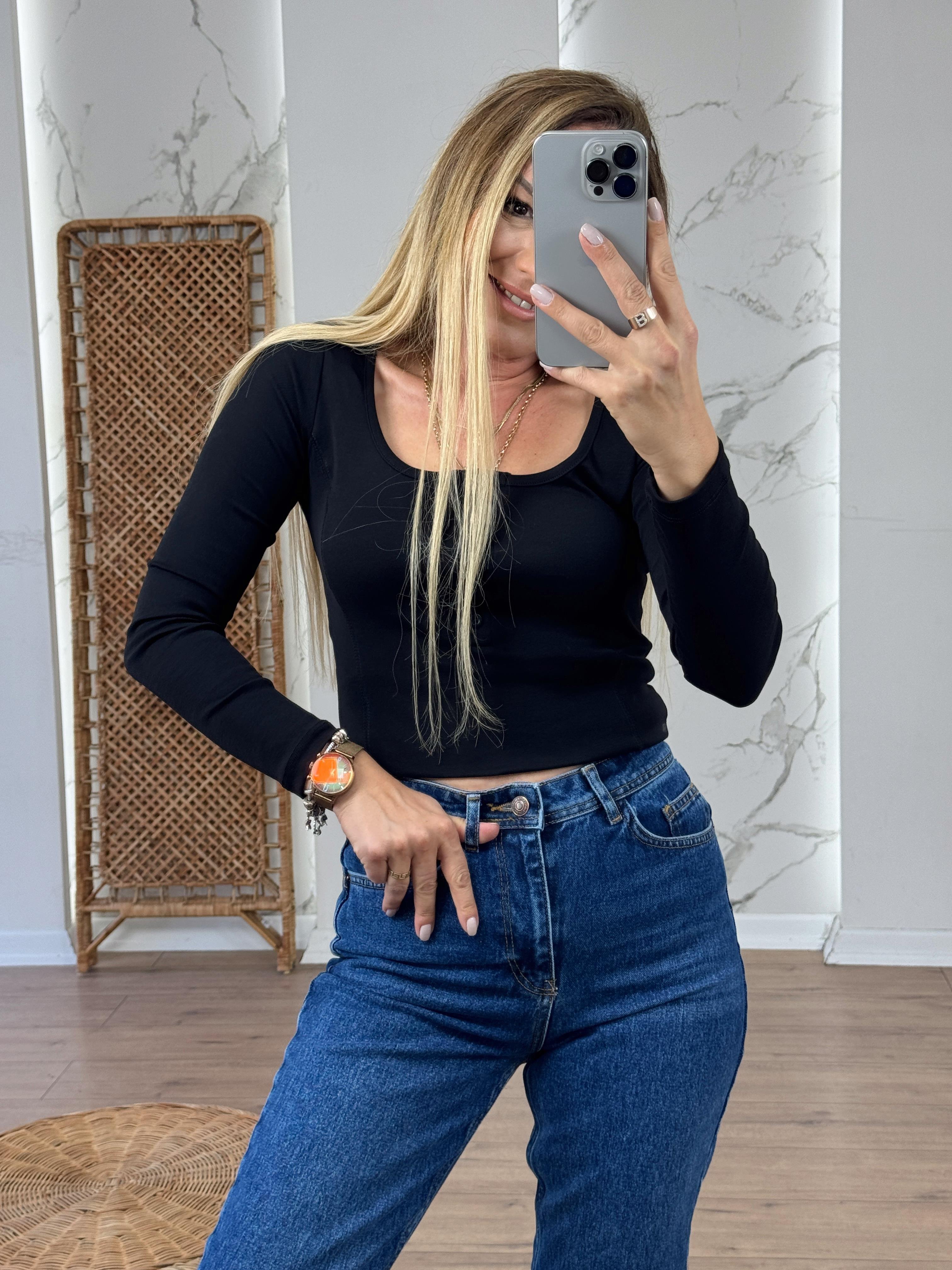 U Yaka Düğmeli Uzun Kollu Body SİYAH