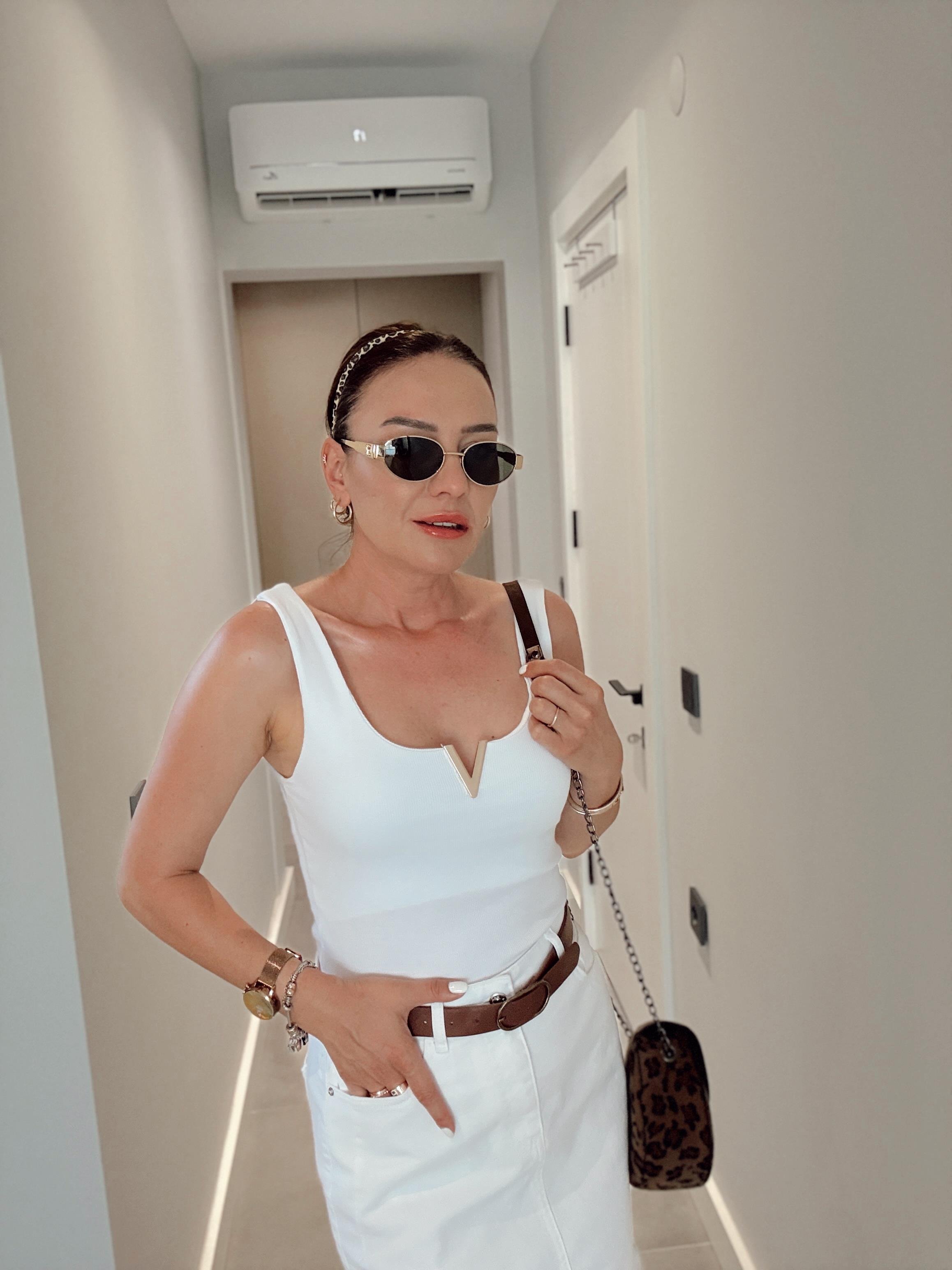 V Aksesuarlı Fitilli Atlet EKRU