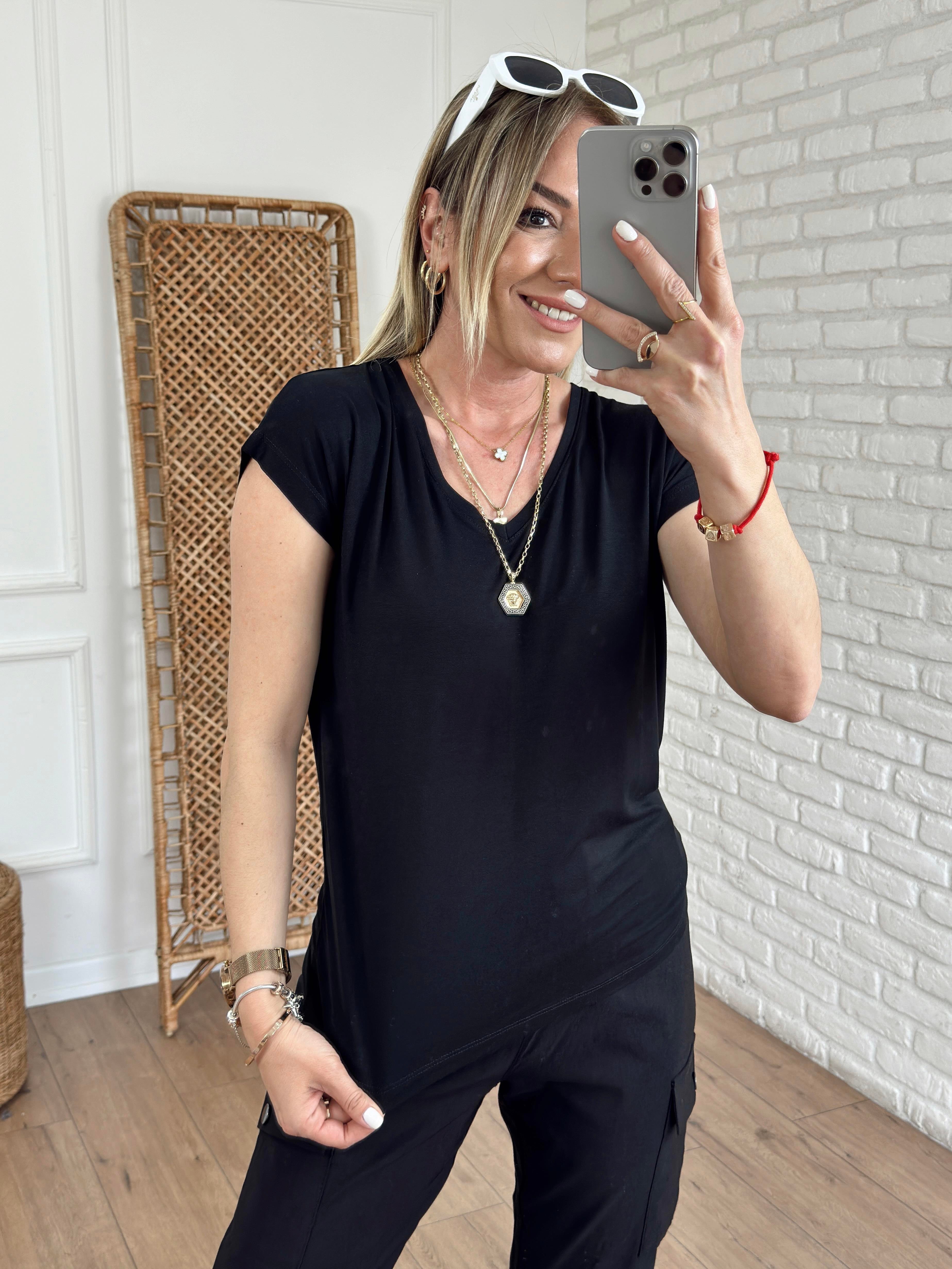 V Yaka Basic Tshirt SİYAH