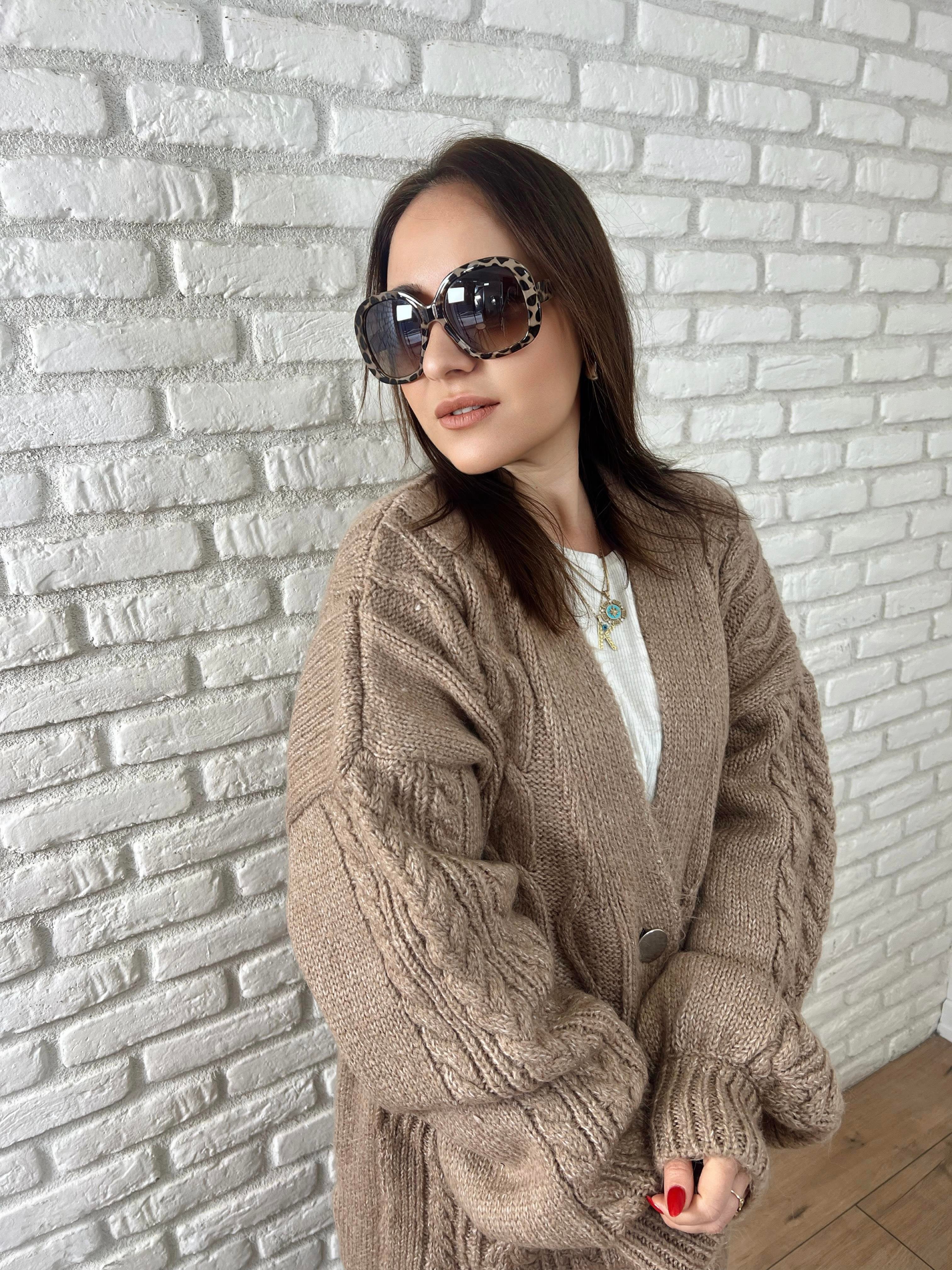V Yaka Tek Düğmeli Cepli Hırka CAMEL