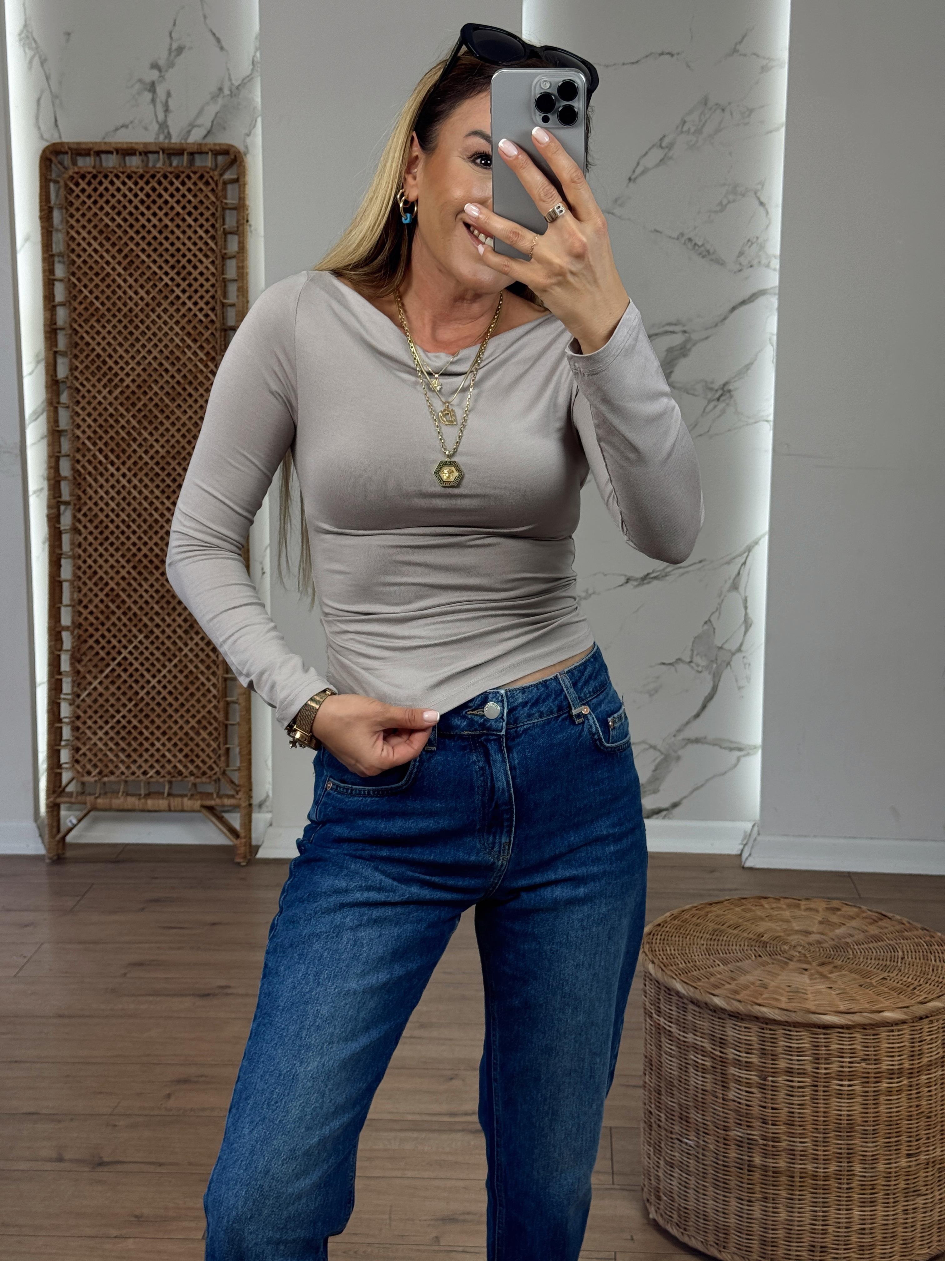 Yanları Büzgülü Kayık Yaka Uzun Kollu Body TAŞ