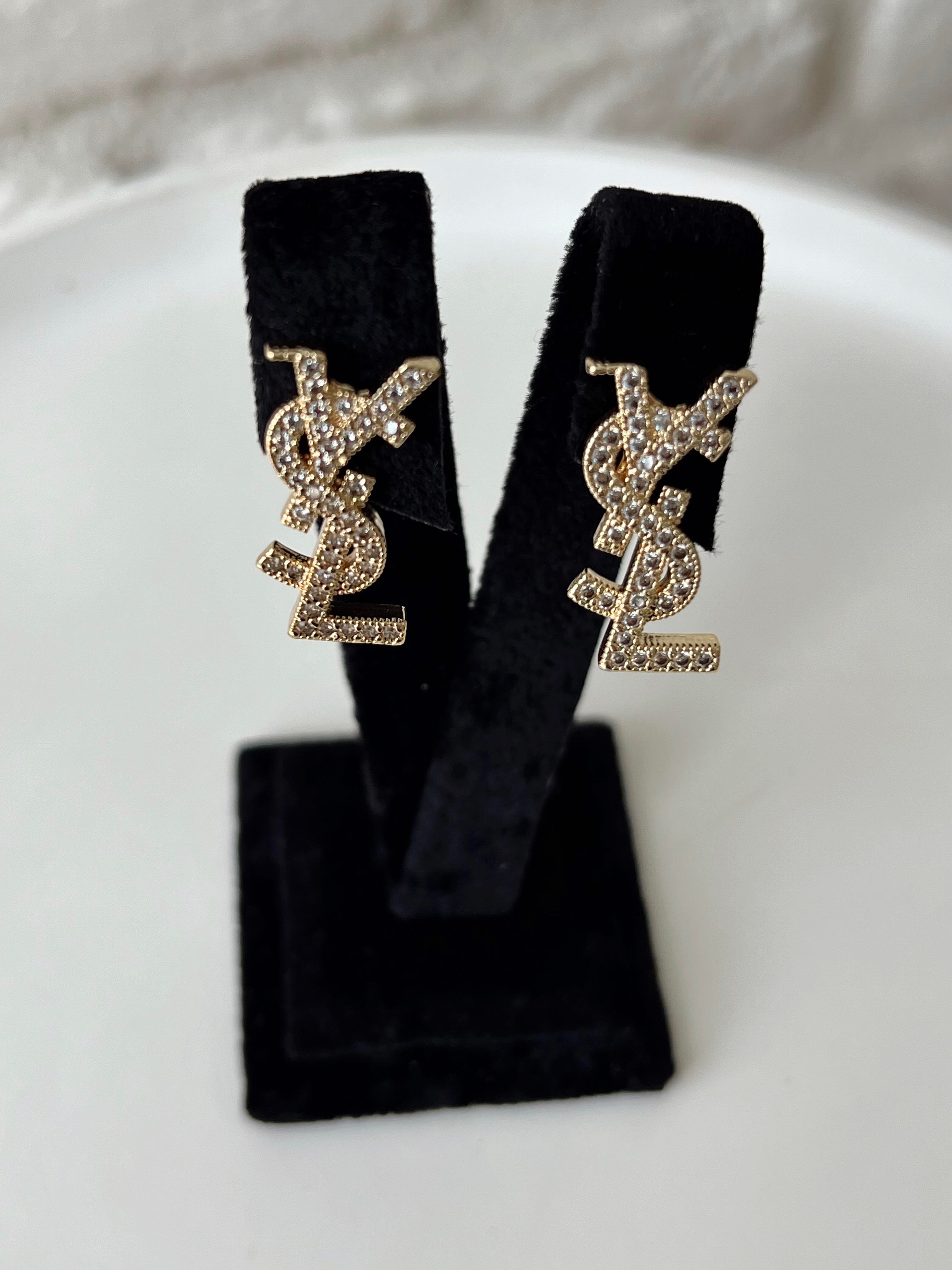 YSL Tasarım Taşlı Küpe GOLD