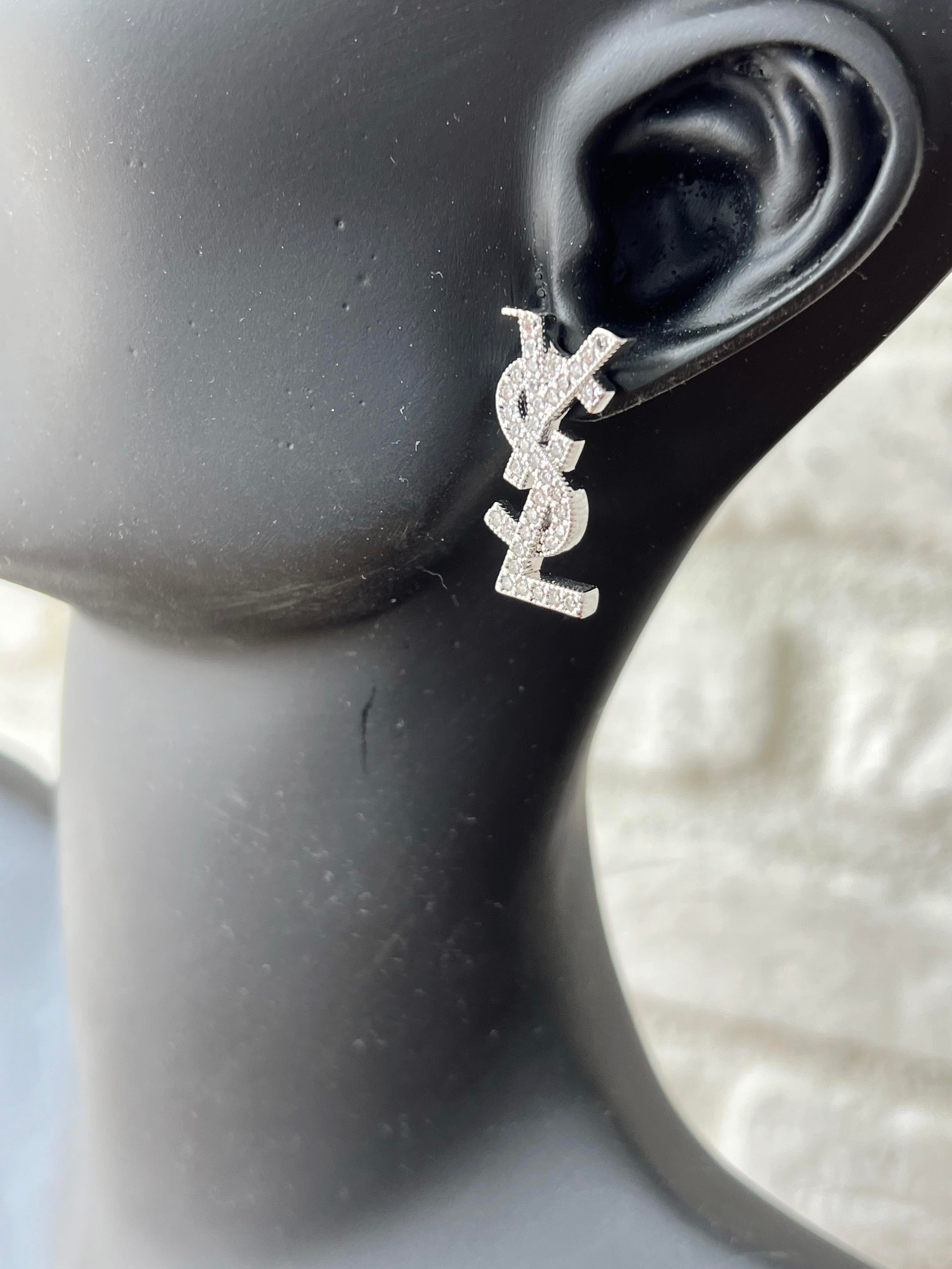 YSL Tasarım Taşlı Küpe SİLVER