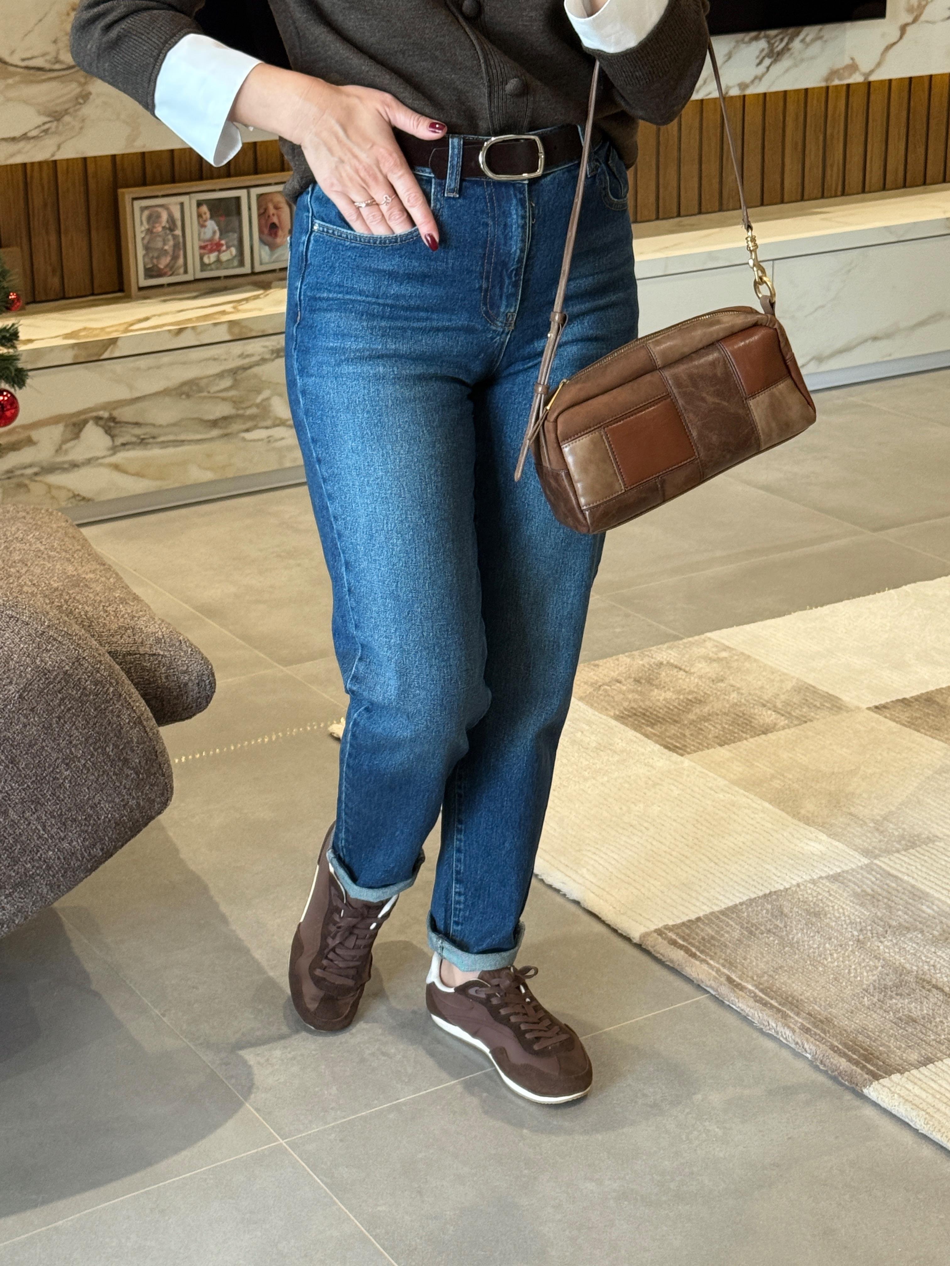 Yüksek Bel Kemerli Mom Fit Jean LACİVERT
