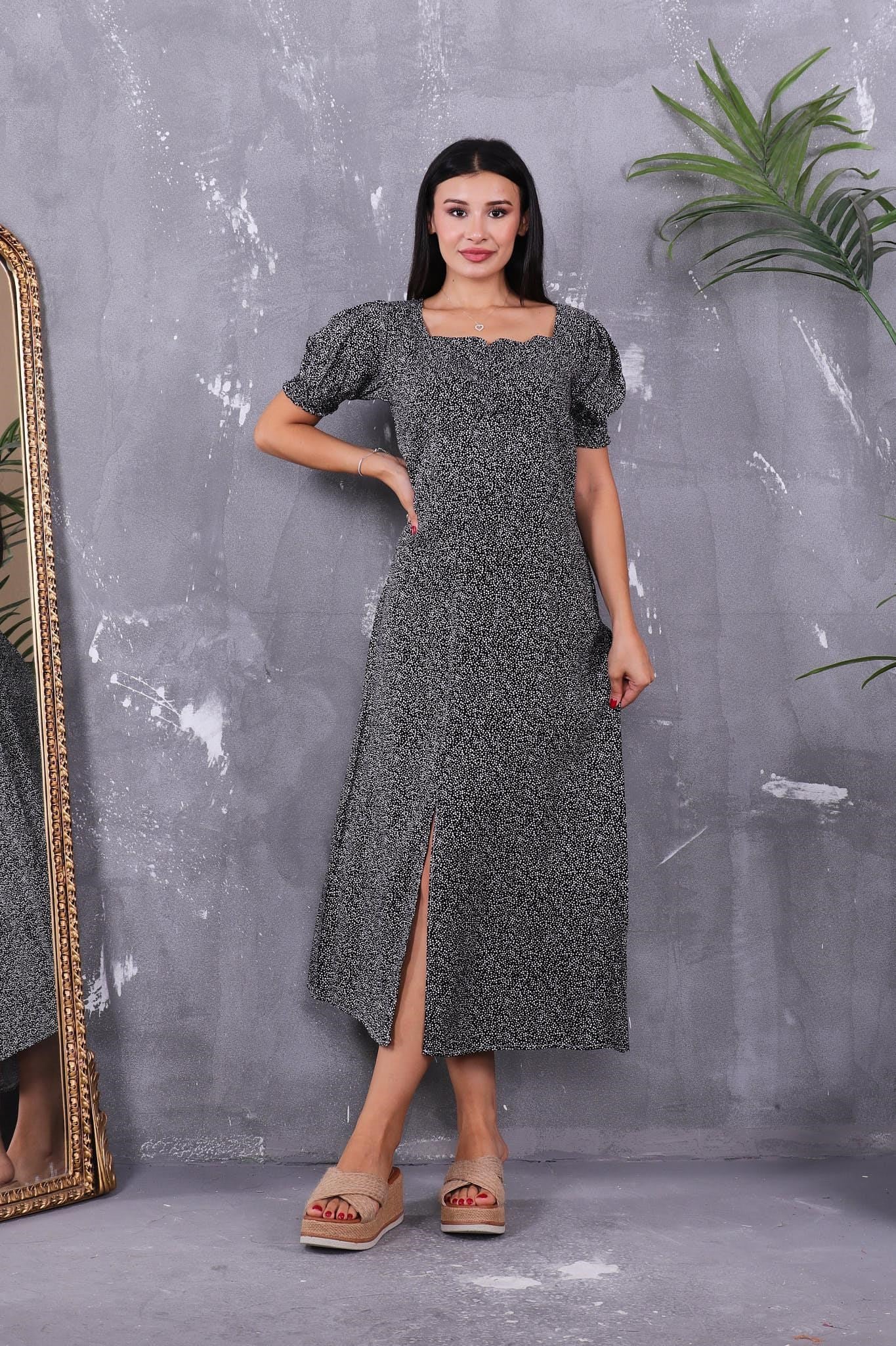 Elbise Beli Lastikli Kilim Desen Elbise