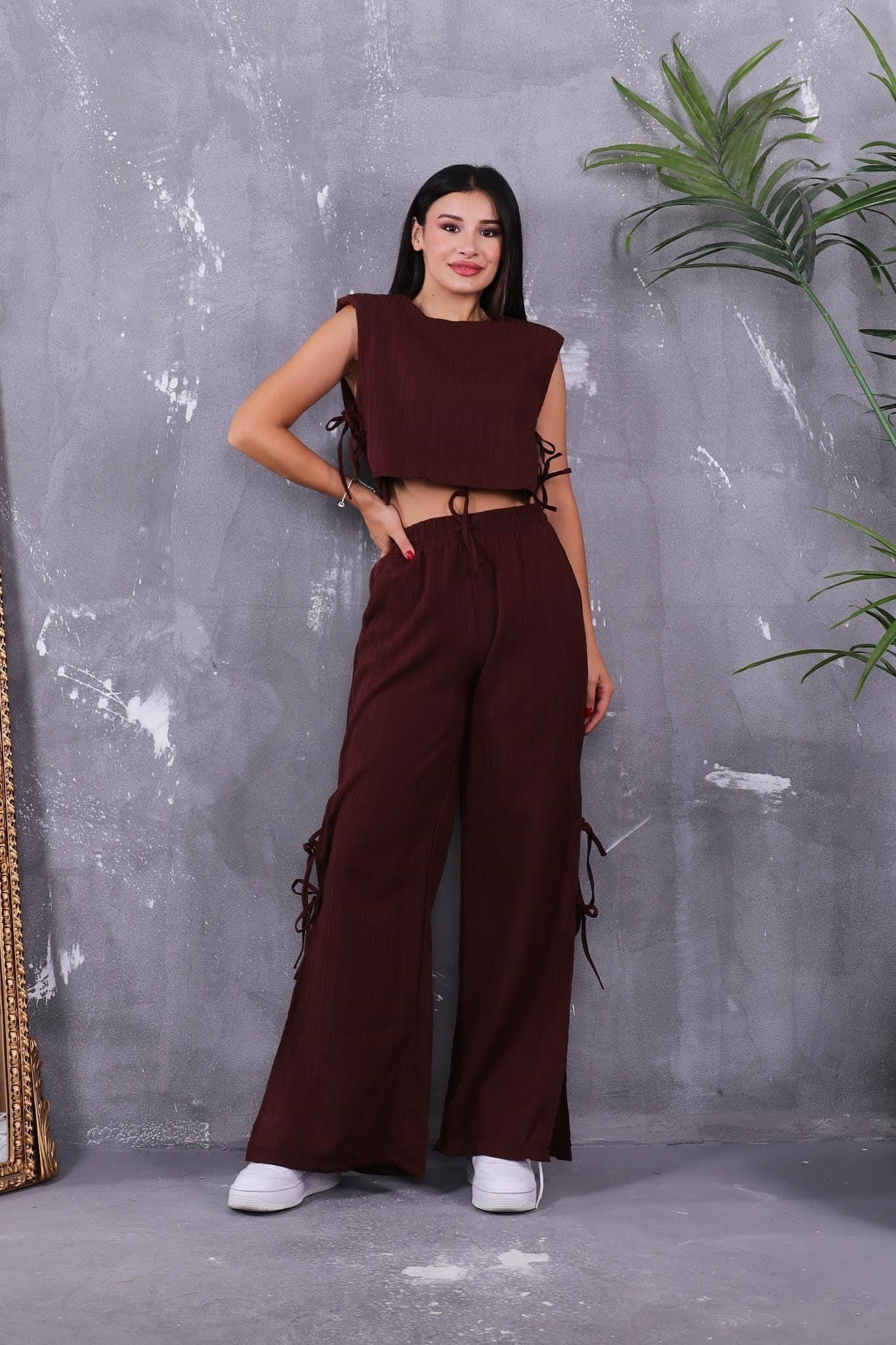 İkili Takım Bluzu Pantolonu Yanları Bağlama Detaylı Takım