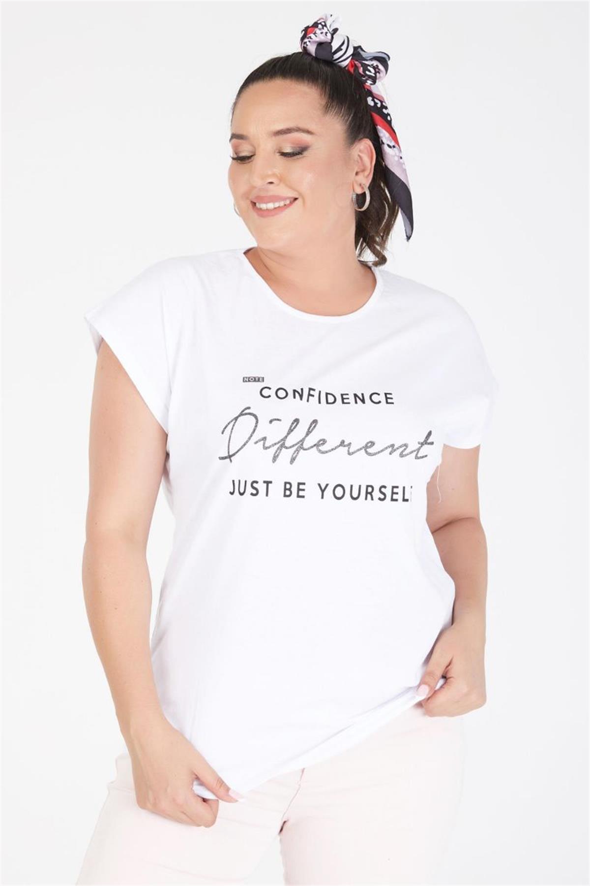 Tshirt Büyük Beden Dijital Yazı Baskılı Yarasa Kol T-Shirt Beyaz
