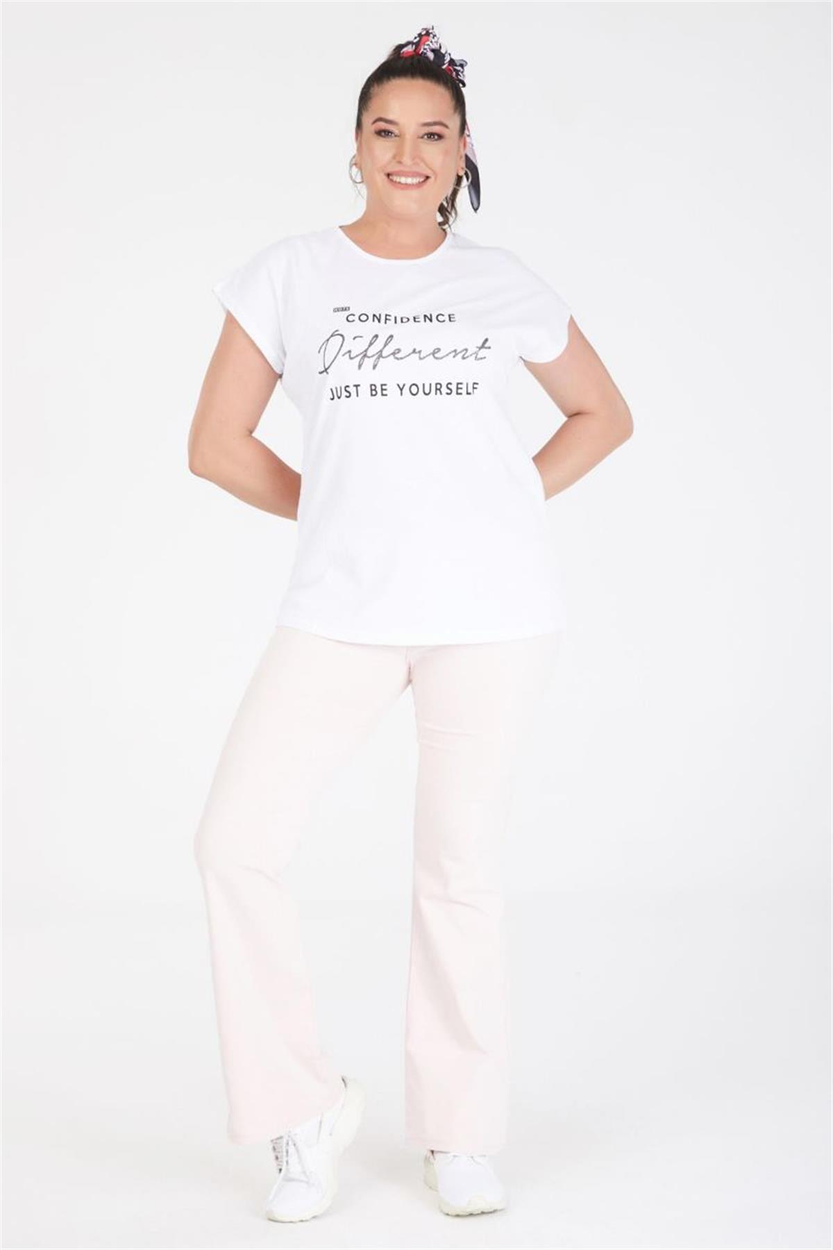 Tshirt Büyük Beden Dijital Yazı Baskılı Yarasa Kol T-Shirt Beyaz