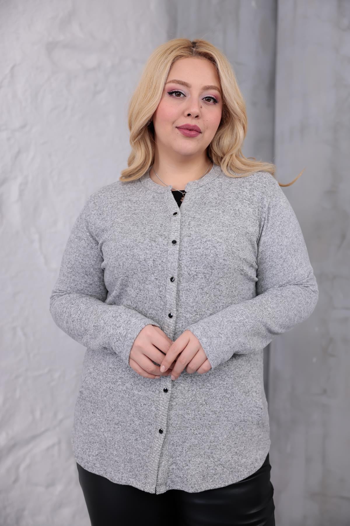 Hırka Büyük Beden Düğmeli Yumoş Hırka