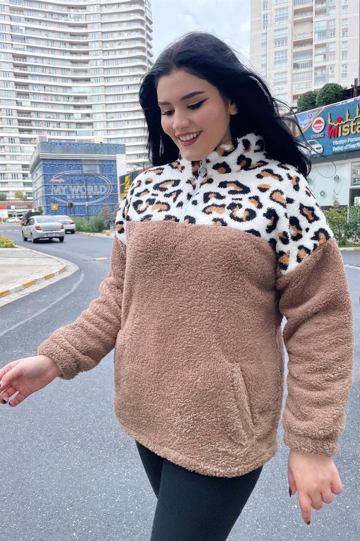 Mont Büyük Beden Fermuarlı Pofuduk Peluş Mont Leopar