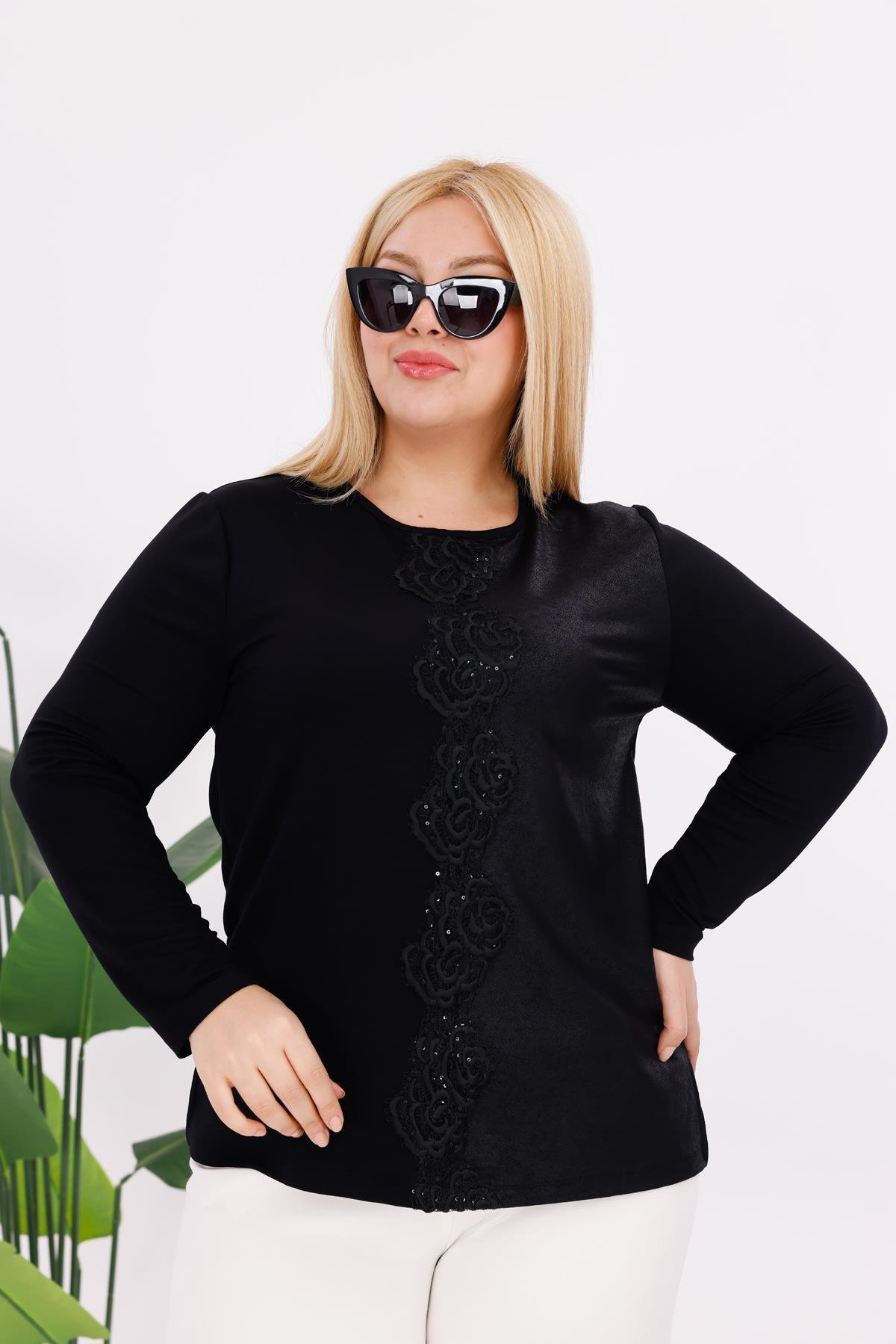 Uzun Kol Bluz Büyük Beden Gül Motif Detaylı Bluz